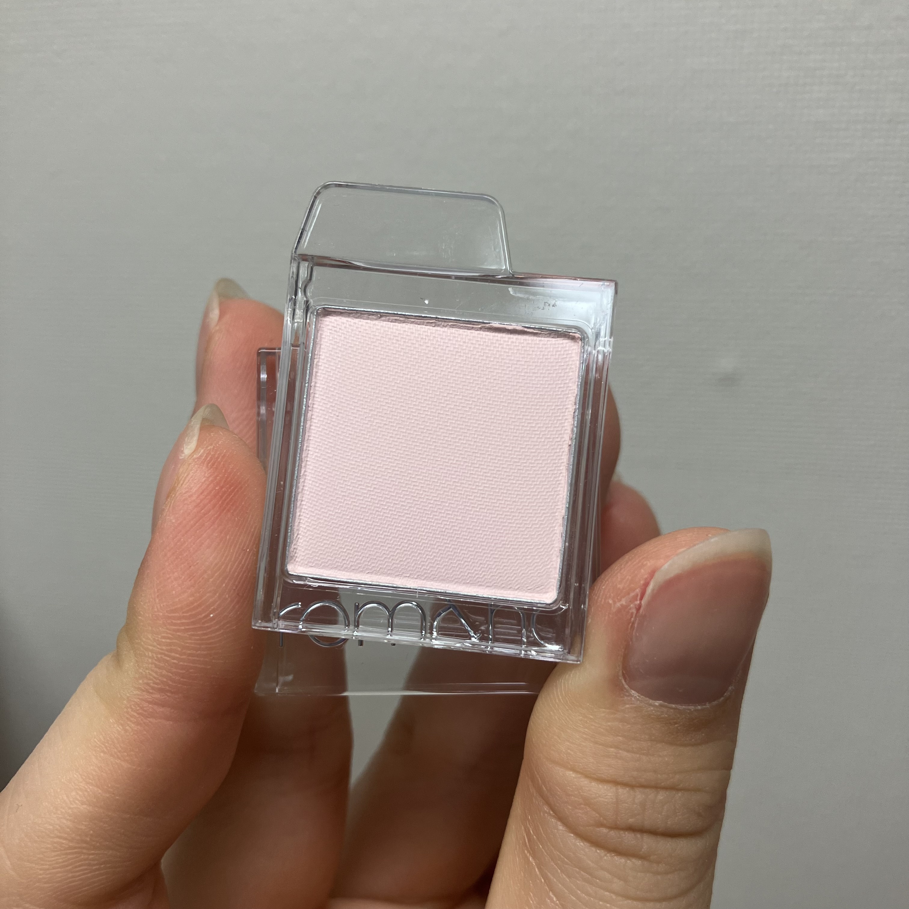 スライドインシングル M02 クールボリューマー/rom&nd/単色アイシャドウを使ったクチコミ（2枚目）