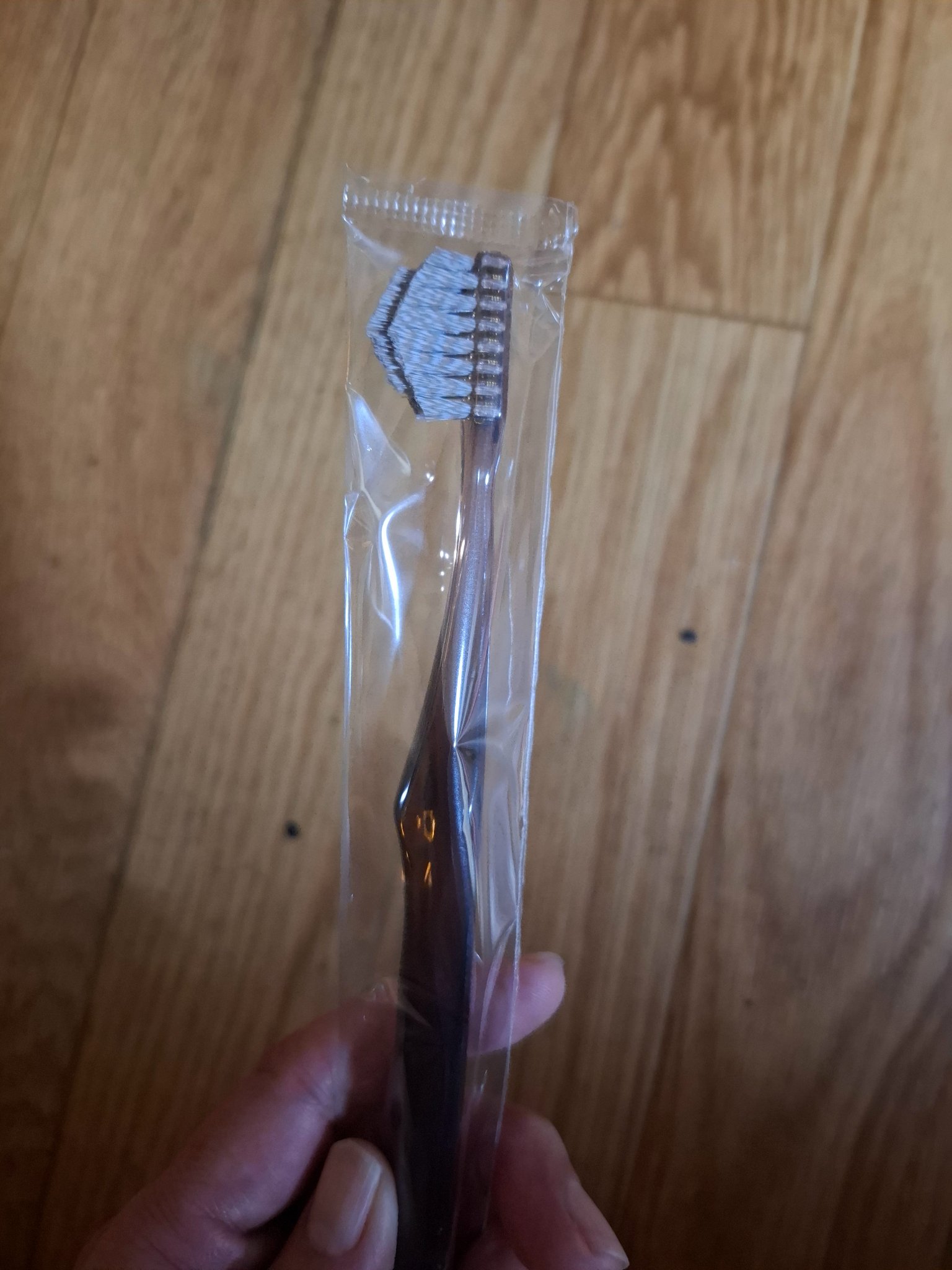 HaRENO 奇跡の歯ブラシ クリアブラウン(ふつう)/HaRENO/歯ブラシを使ったクチコミ（2枚目）