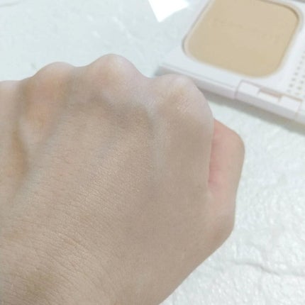 メルティセラム グロウパウダー/ESPRIQUE/パウダーファンデーションを使ったクチコミ(4枚目)