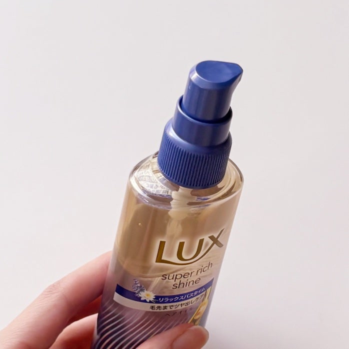 ラックス スーパーリッチシャイン リラックスナイトケア まとまりヘアオイル/LUX/ヘアオイルを使ったクチコミ(6枚目)
