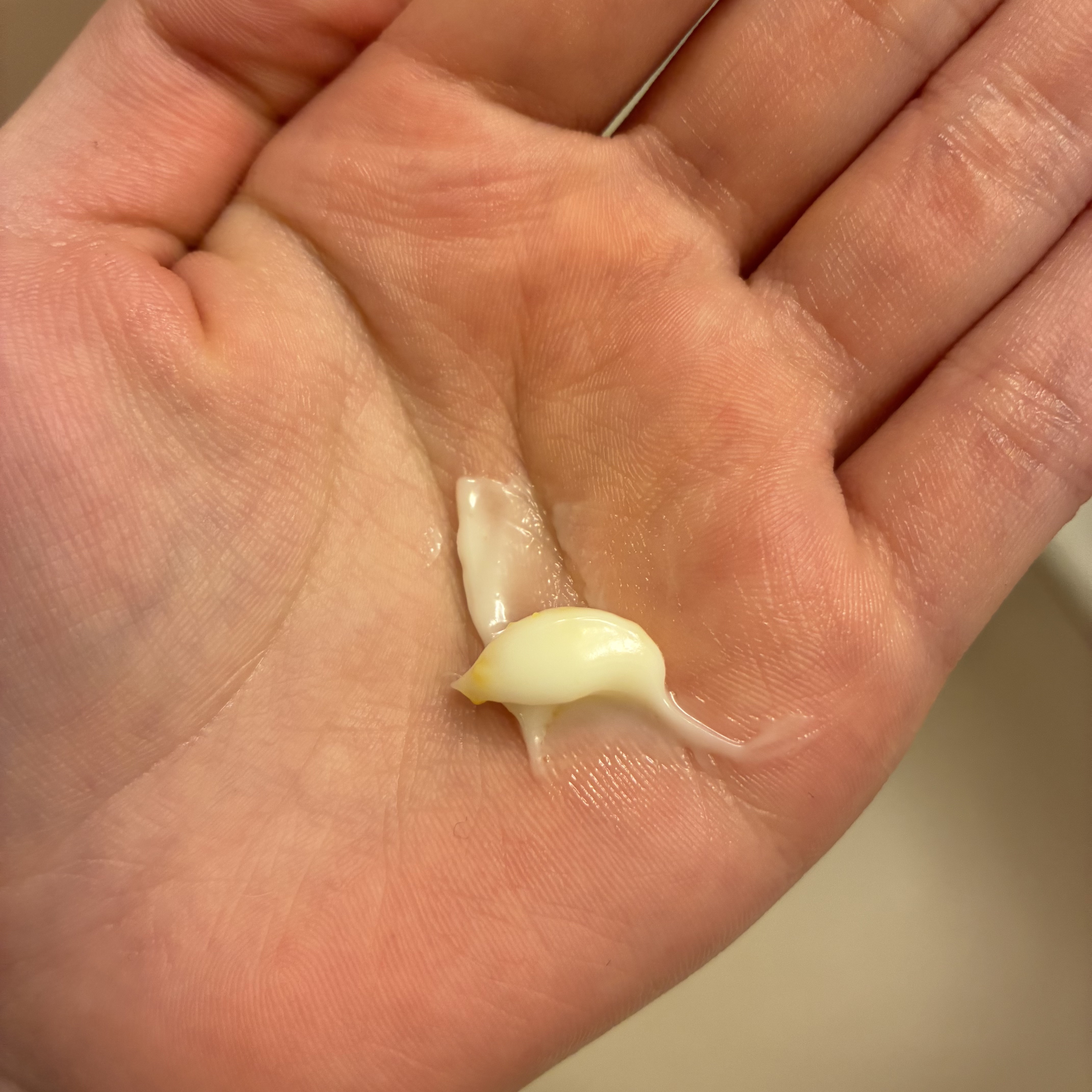 ビタトーニングカプセルクリーム/ダルバ/フェイスクリームを使ったクチコミ（3枚目）