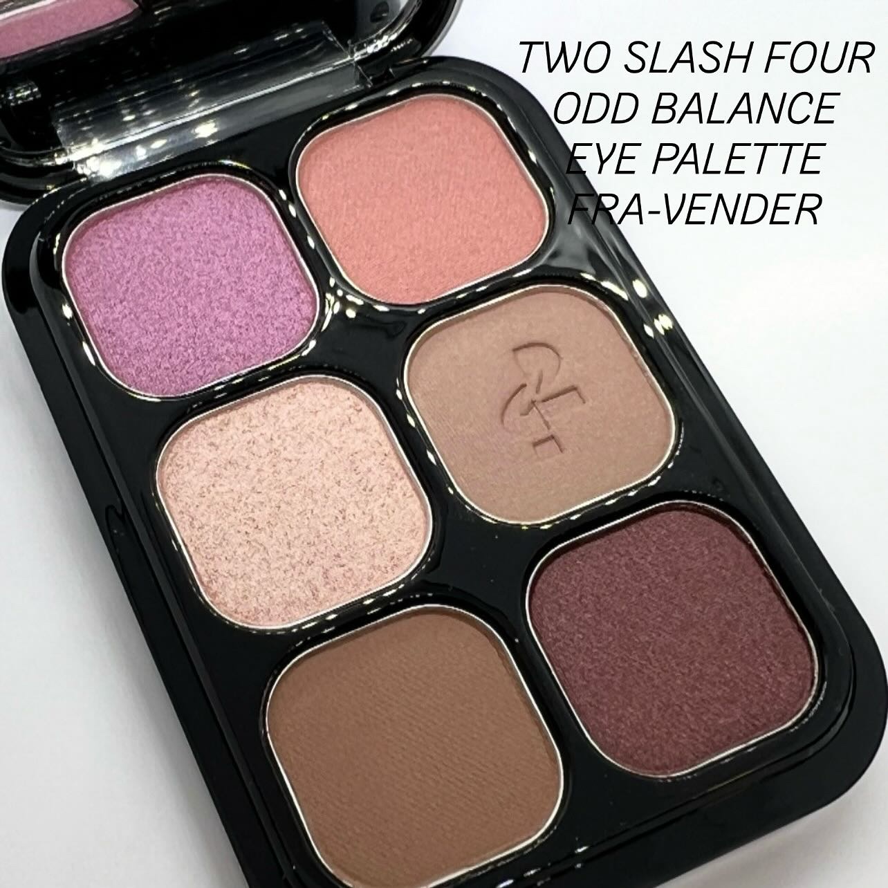 オッドバランスアイパレット/TWO SLASH FOUR/アイシャドウパレットを使ったクチコミ（1枚目）