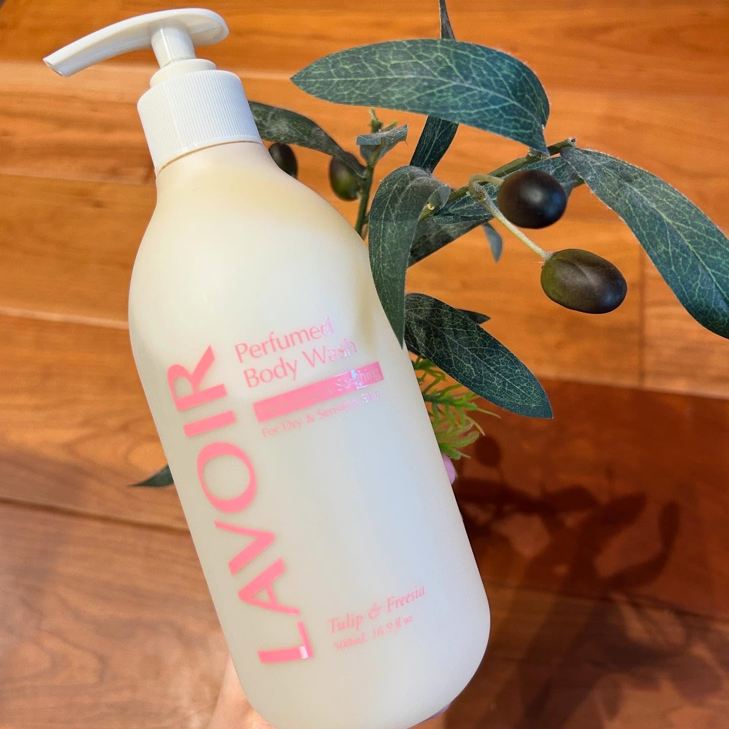 パフューム ボディウォッシュ チューリップ&フリージア/LAVOIR/ボディソープを使ったクチコミ（1枚目）