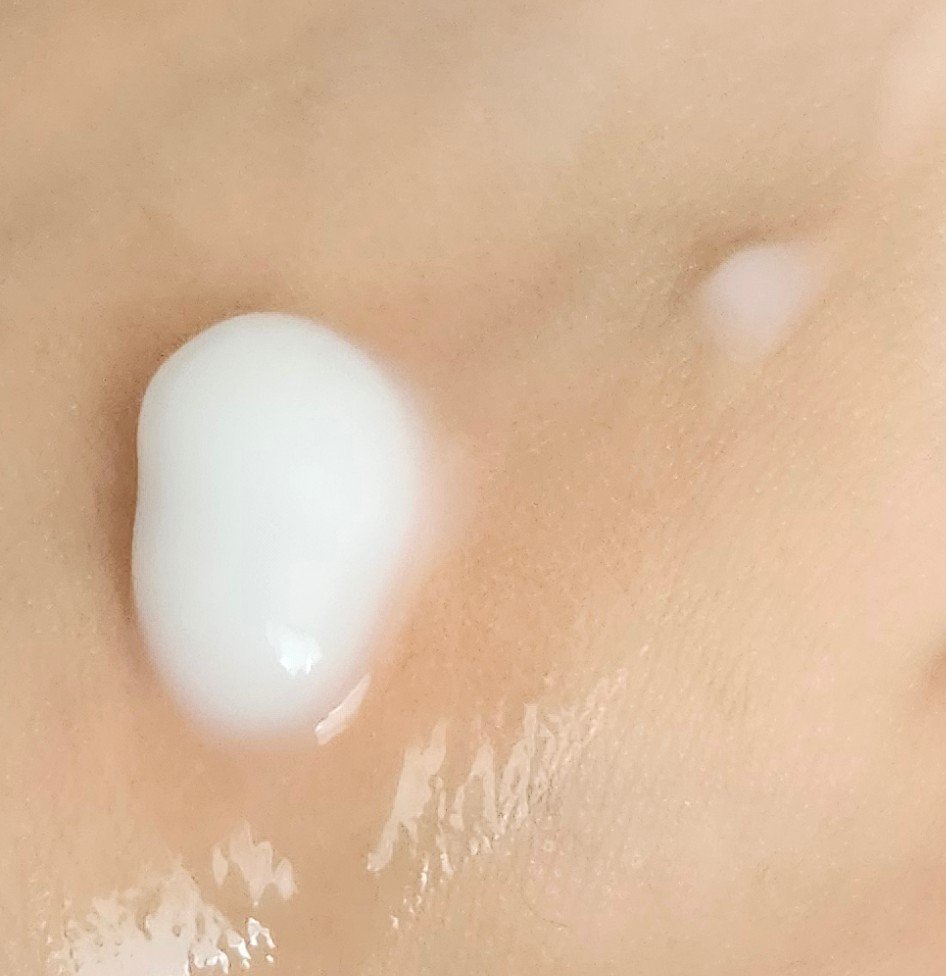 アトリックス ビューティーチャージプレミアム シワ改善 ハンドジェルクリーム 無香料/アトリックス/ハンドクリームを使ったクチコミ（2枚目）