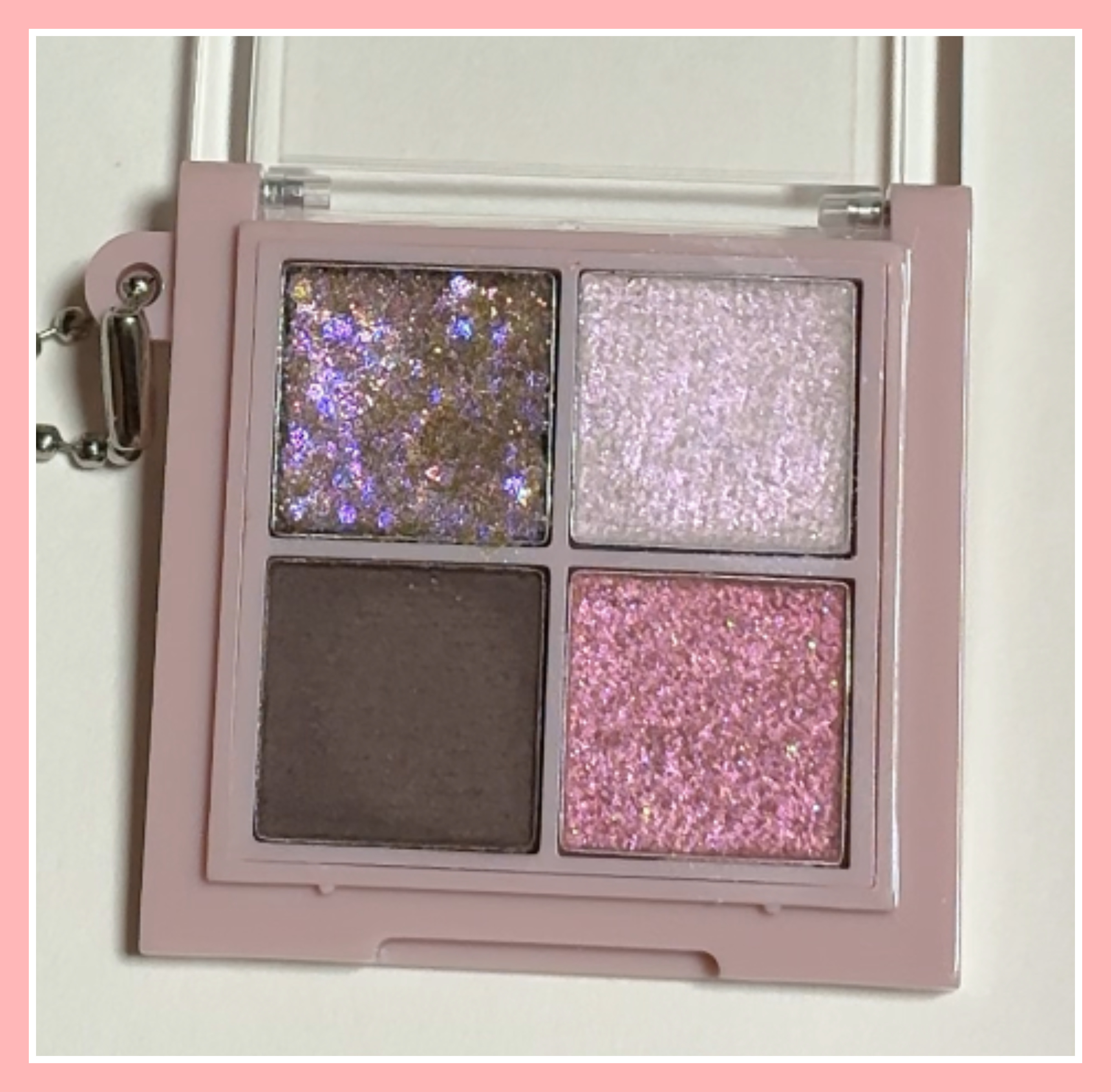 2025年秋新作アイシャドウパレット】KM チェーン付きティンクルアイ