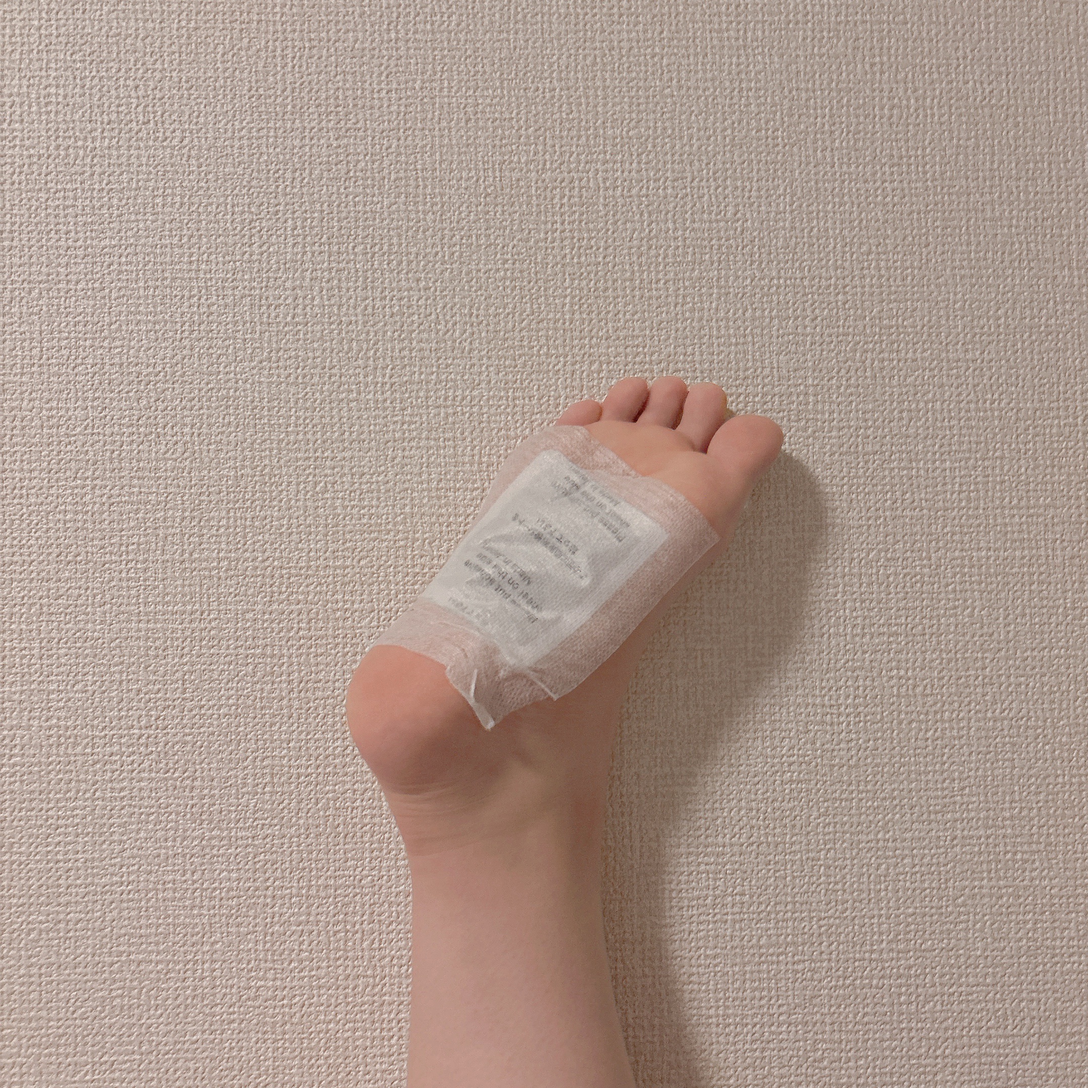 あしやすめ 足裏樹液シート/鎌倉ライフ/レッグ・フットケアを使ったクチコミ（2枚目）