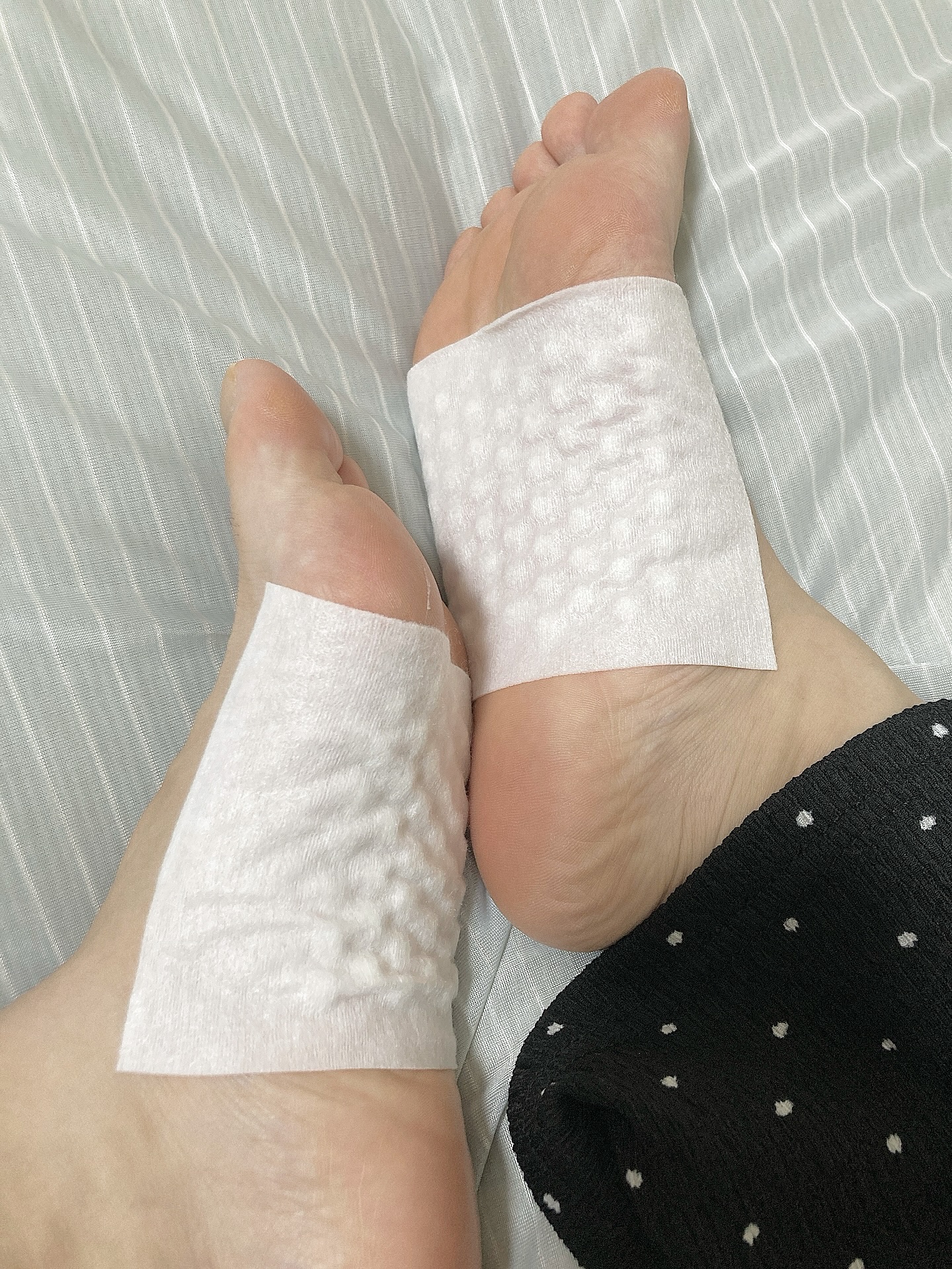 ツボ刺激ジェルシート/休足時間/レッグ・フットケアを使ったクチコミ（3枚目）