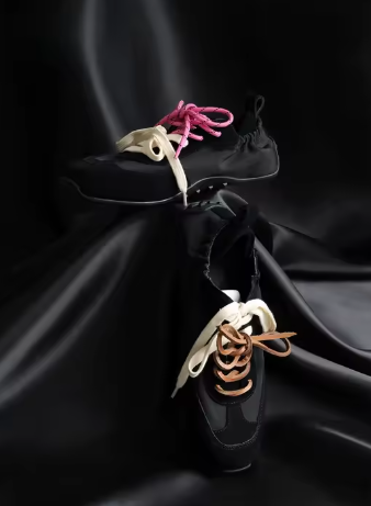 ゆず on LIPS 「秋の足元を彩る、レトロで快適なバレリーナ風シューズ🎀今年の秋に..」(2枚目)