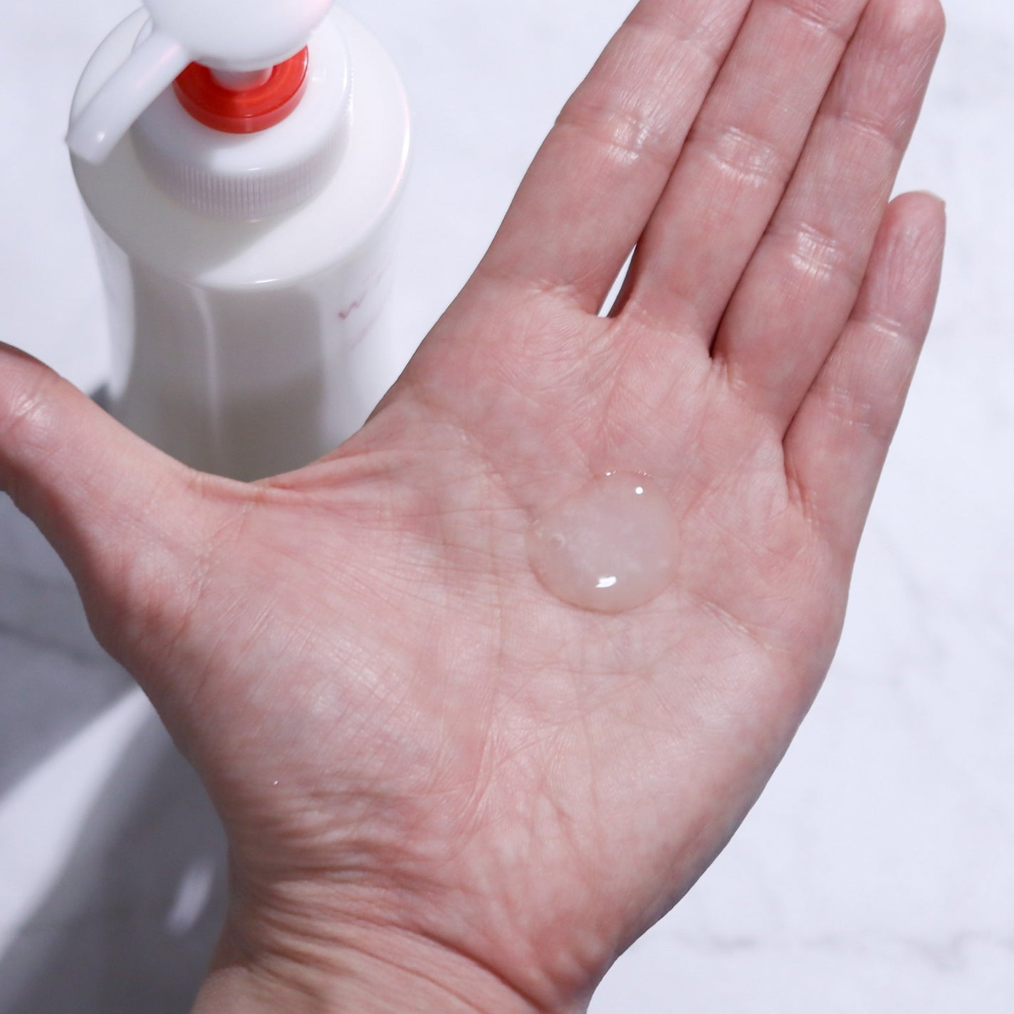 モイスチュアマイルドホワイトリンクルケア パーフェクトエッセンス/モイスチュアマイルド ホワイト/オールインワン化粧品を使ったクチコミ(3枚目)