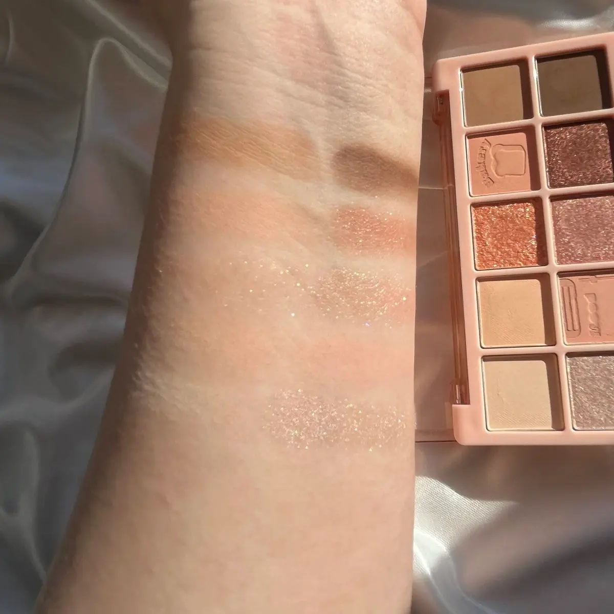 ムードアイズシャドウパレット/INGA/アイシャドウパレットを使ったクチコミ（3枚目）