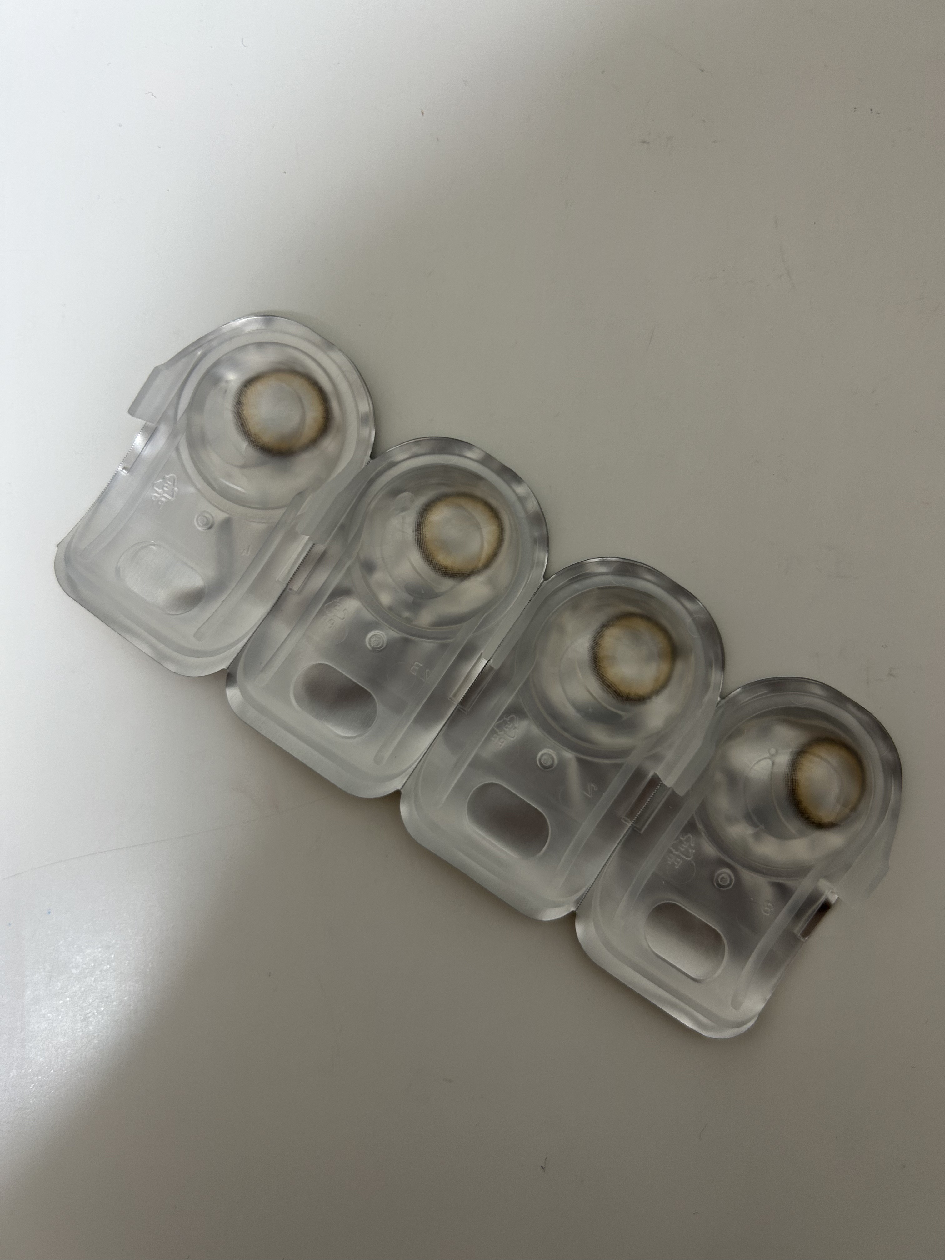 ViVi Ring 1day ベージュ/OLENS/ワンデー（１DAY）カラコンを使ったクチコミ（2枚目）