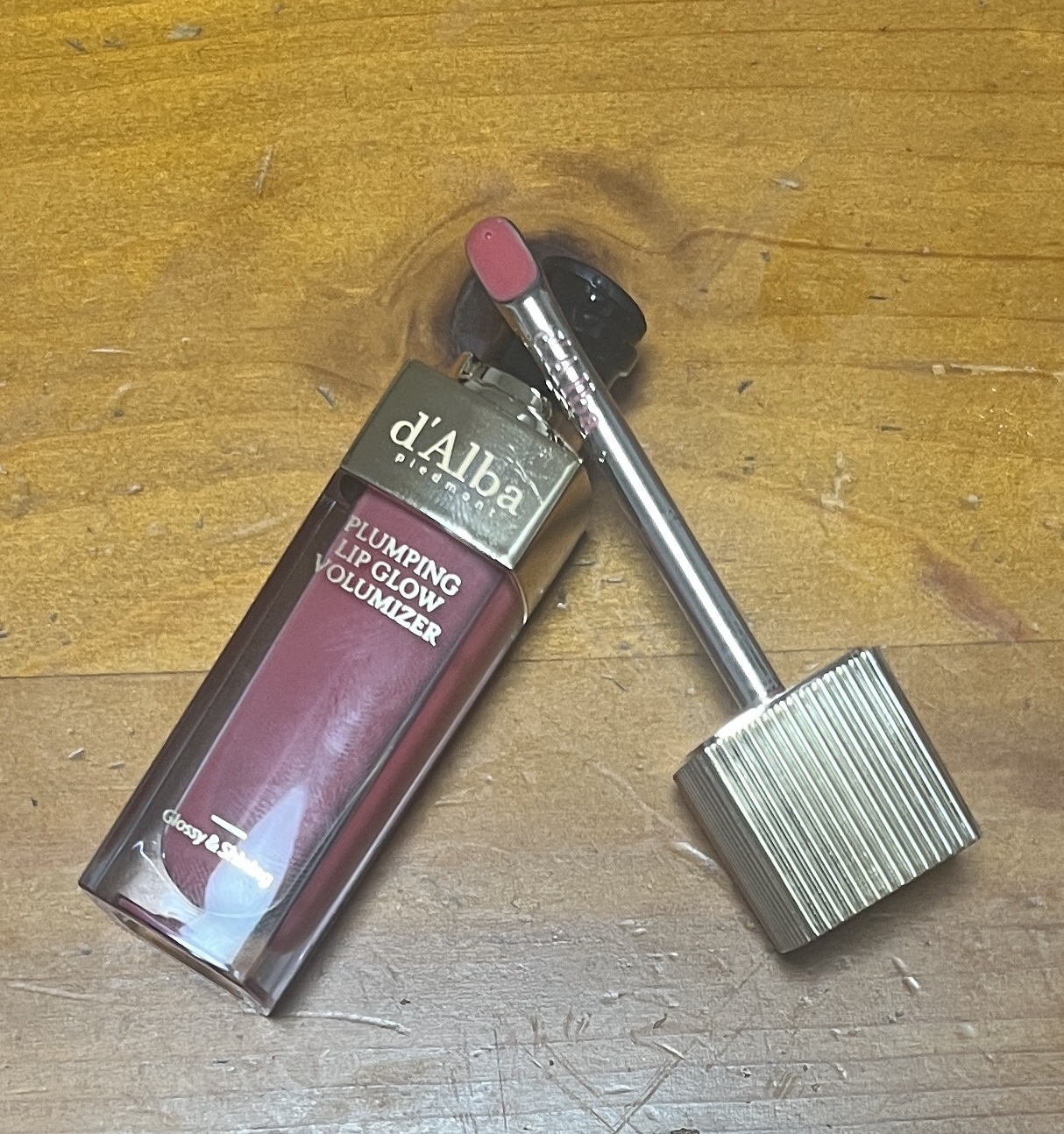 プランピングリップグロウムードボリューマイザー/ダルバ/リップグロスを使ったクチコミ（2枚目）