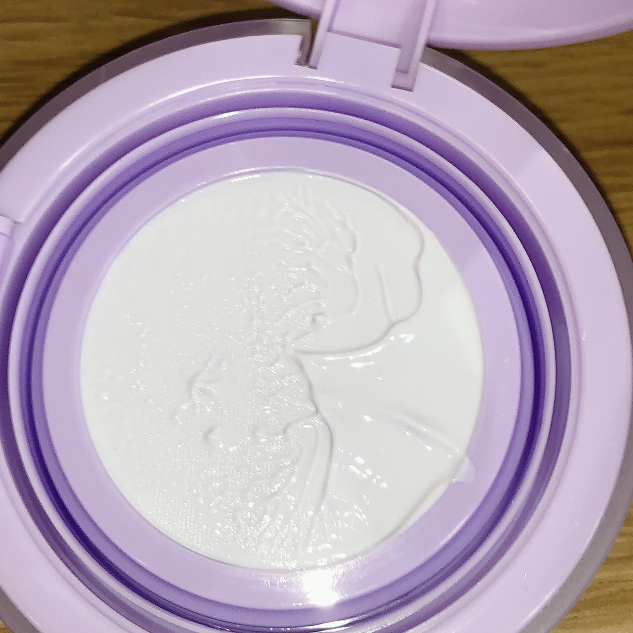 マシュマロトーンアップクッション パープル/EDIT.B/クッションファンデーションを使ったクチコミ（3枚目）