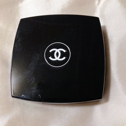 CHANEL レ キャトル オンブル ツイードのクチコミ「\CHANEL/
シャネルの限定品!
レ キャトル オンブル ツイード
02  ツイード .....」(2枚目)