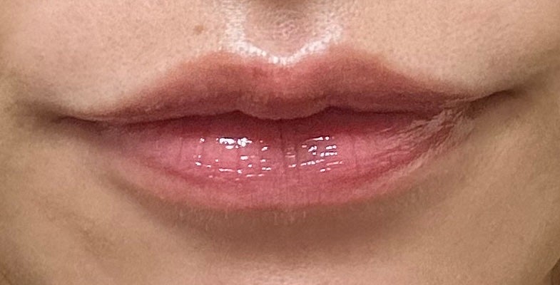 ジューシーベリープランピングリップオイル/TOCOBO/リップグロスを使ったクチコミ(3枚目)