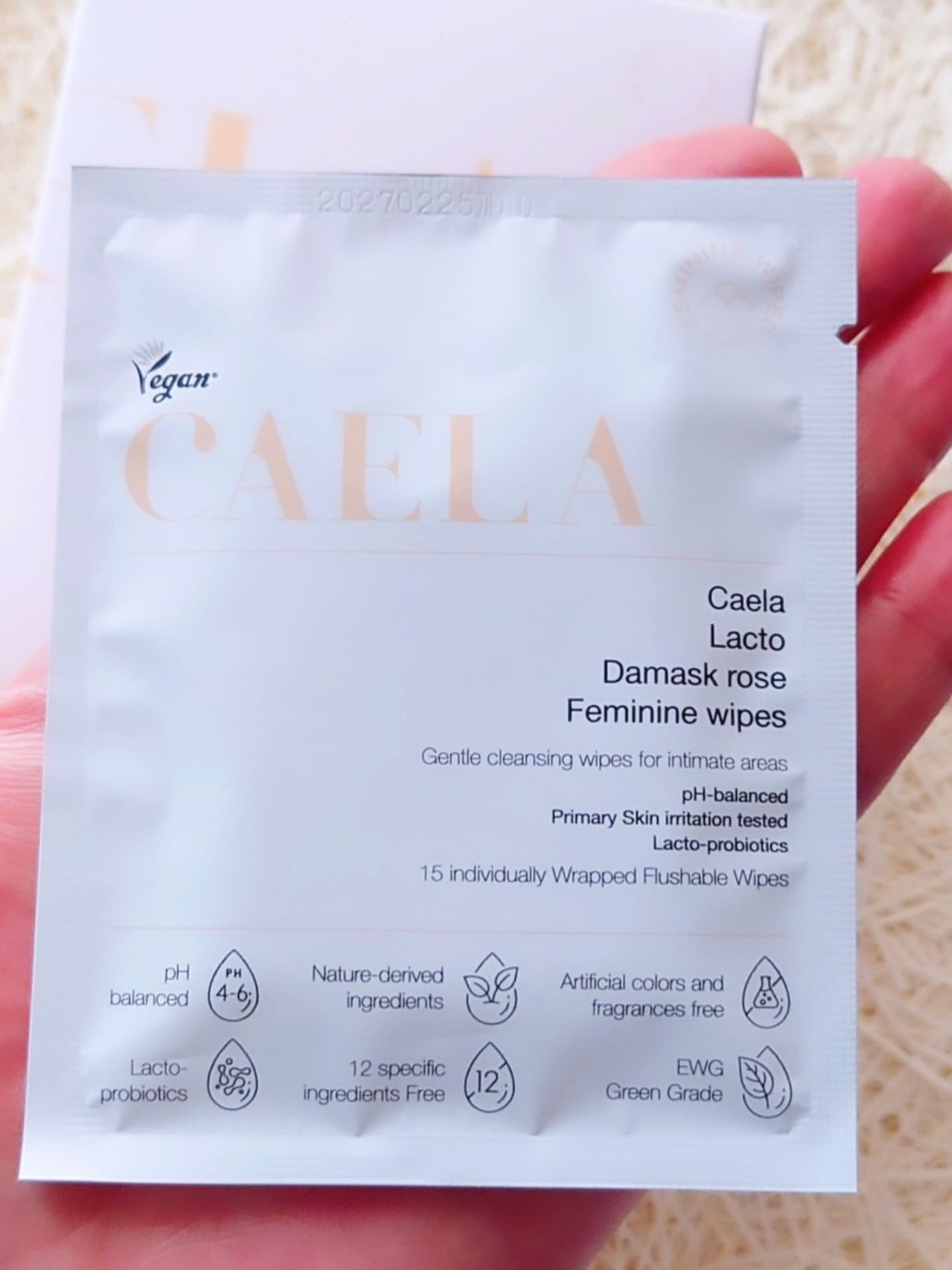 フェミニンウォッシュティッシュ/CAELA/デリケートゾーンケアを使ったクチコミ(2枚目)