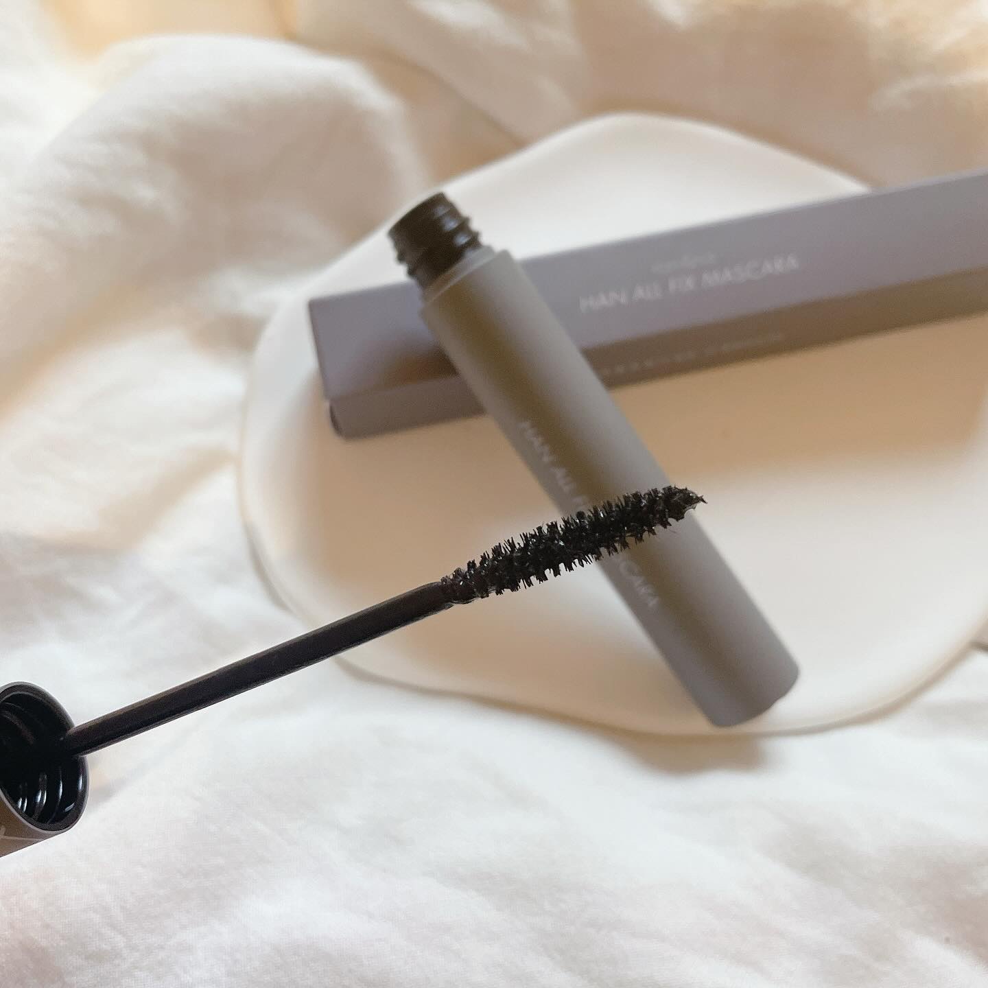 ハンオールフィックスマスカラ L01 ロングブラック(LONG BLACK)/rom&nd/マスカラを使ったクチコミ（2枚目）