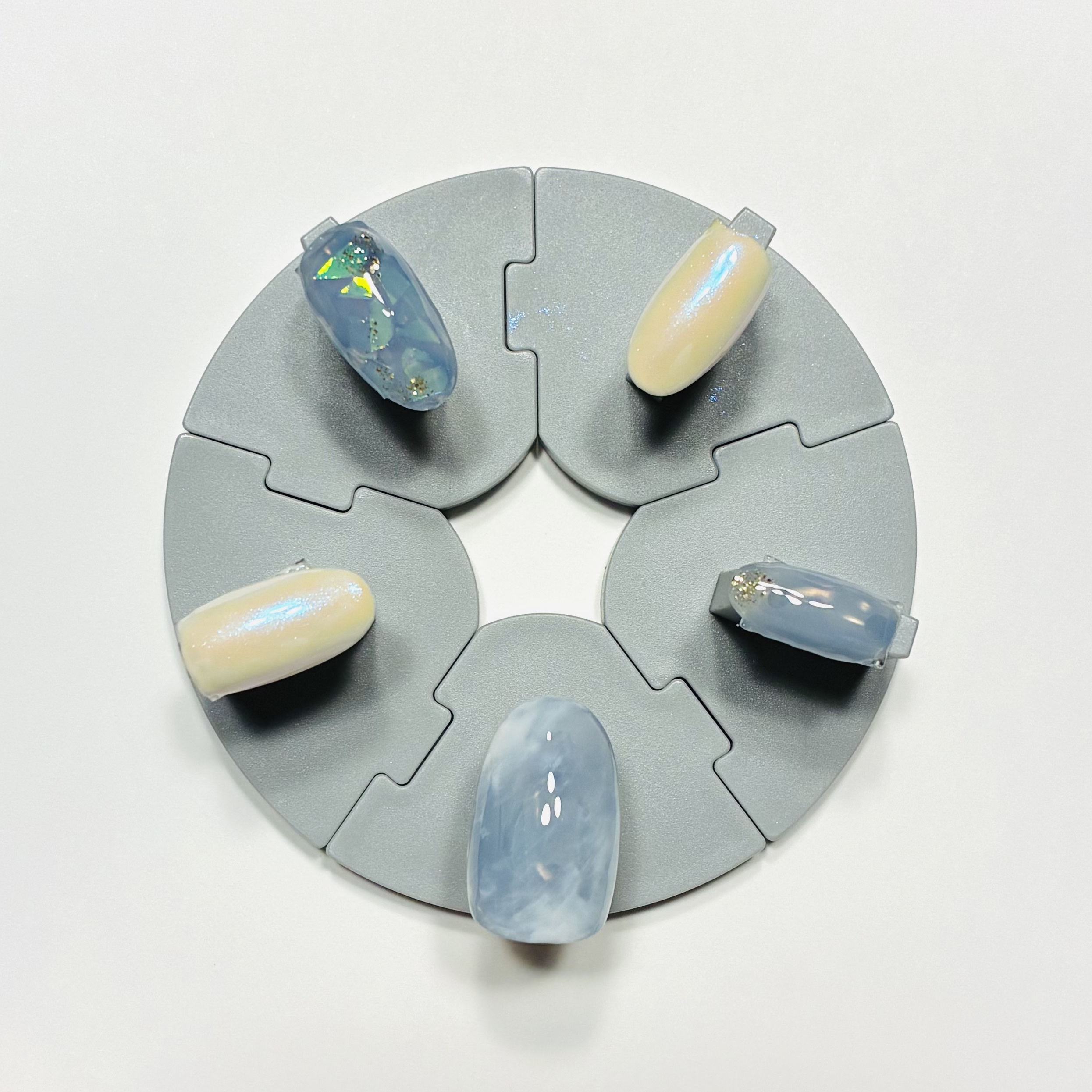 BRG ジェルネイル 13 アイボリー/DAISO/ジェルネイルを使ったクチコミ（1枚目）