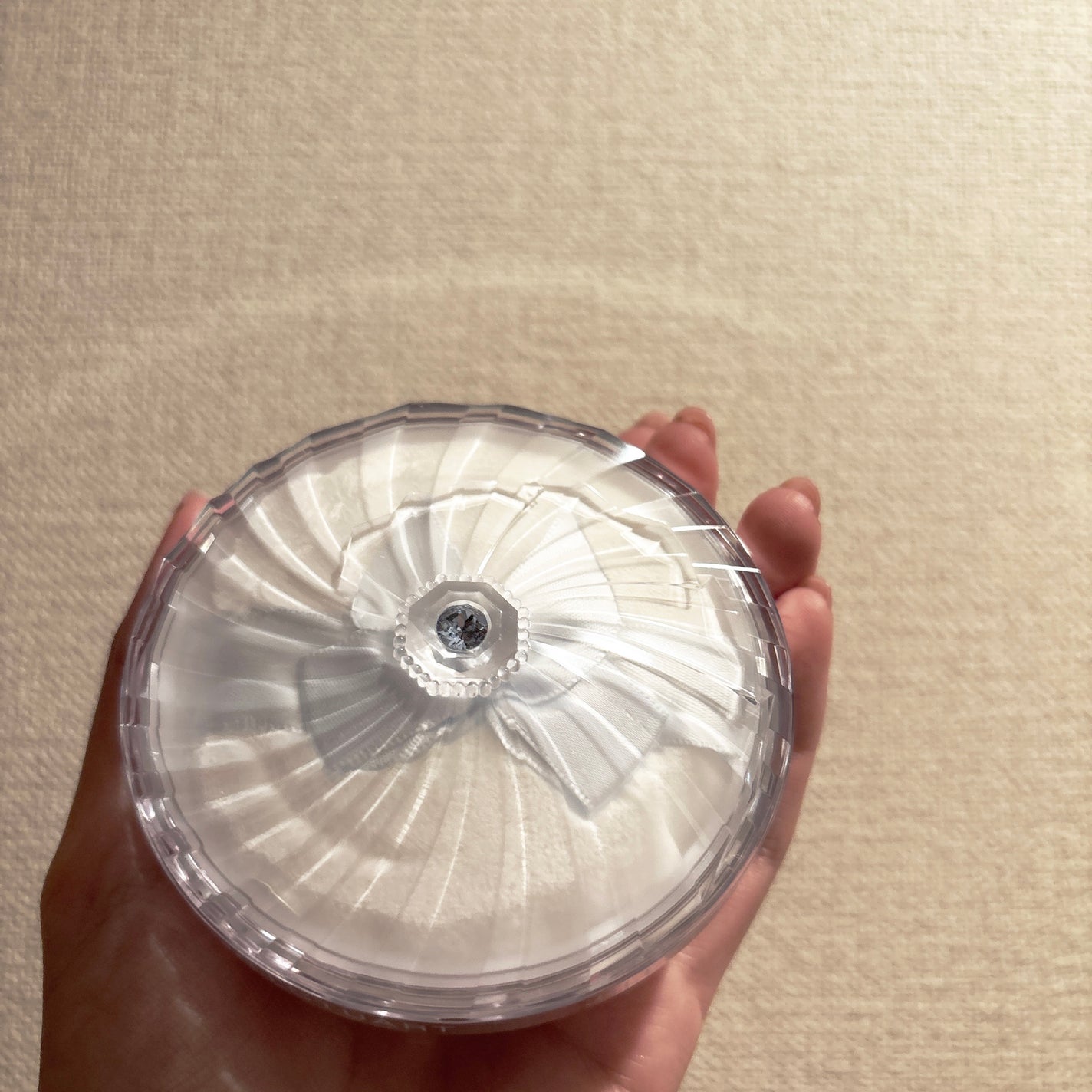 ジルスチュアート サムシングピュアブルー エアリーチュール ラスティングルースパウダー /JILL STUART/ルースパウダーを使ったクチコミ(1枚目)