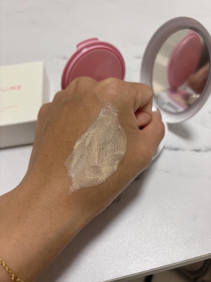 デューイーメッシュファンデーション #21 ライトベージュ/ASUNE /クッションファンデーションの画像