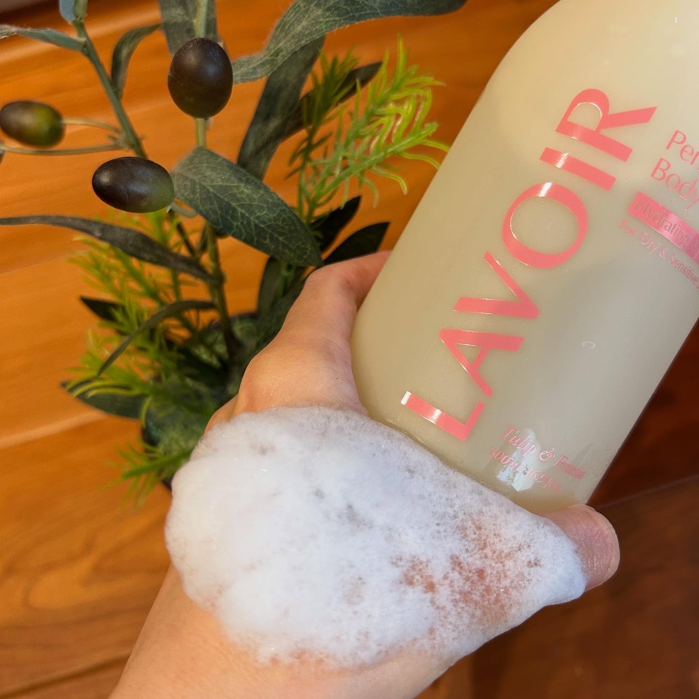 パフューム ボディウォッシュ チューリップ&フリージア/LAVOIR/ボディソープを使ったクチコミ（3枚目）