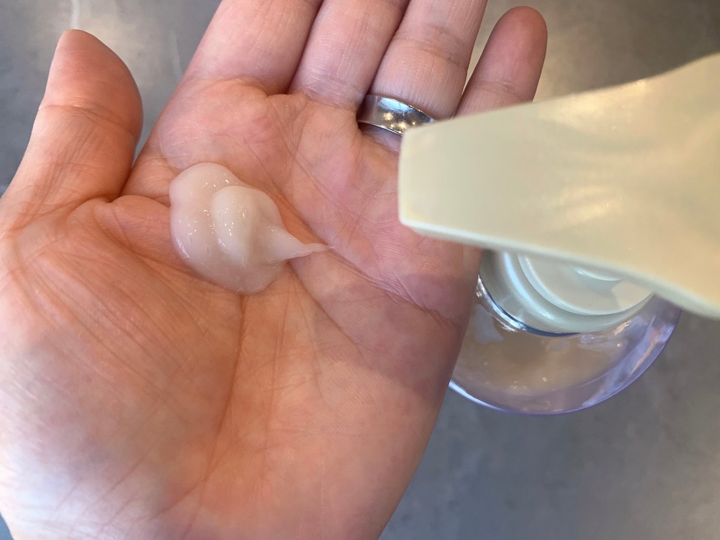 スーパーリッチクリスタル マルチダメージリペア シャンプー/トリートメント/LUX/市販シャンプーを使ったクチコミ(4枚目)