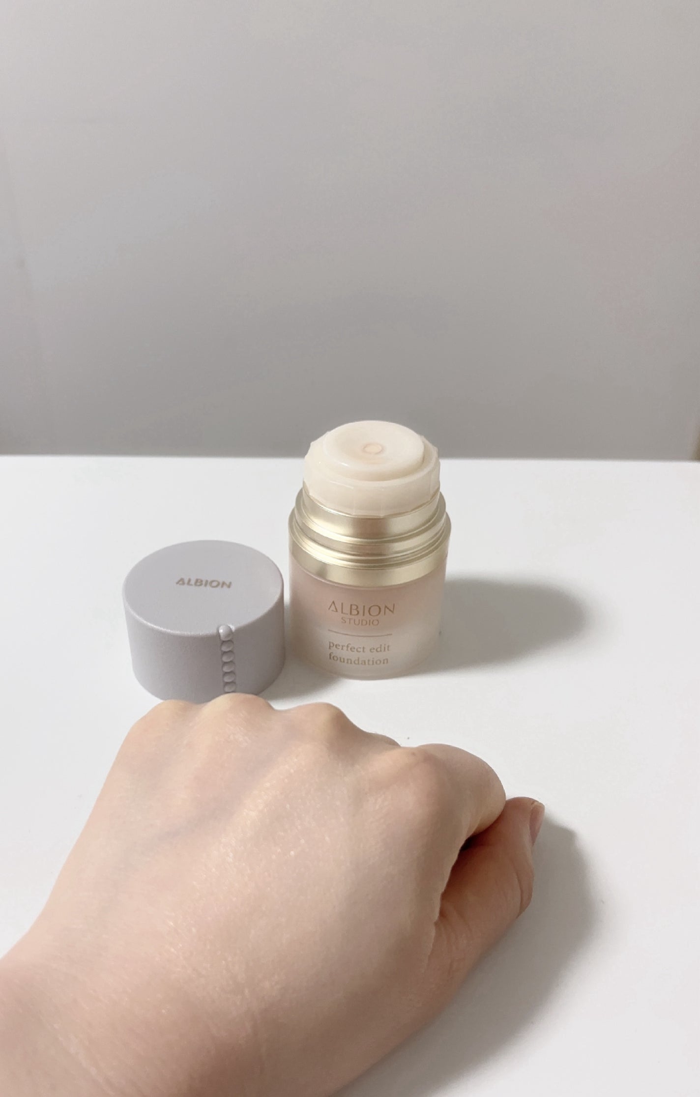 アルビオン スタジオ パーフェクトエディット ファンデーション/ALBION/クリーム・エマルジョンファンデーションを使ったクチコミ(3枚目)