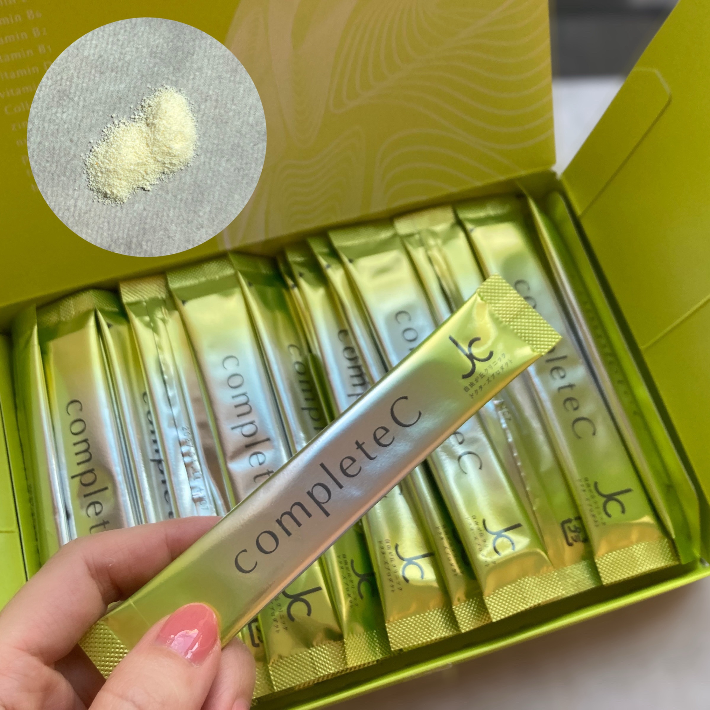 completeC/自由が丘クリニックドクターズプロダクト/美容サプリメントを使ったクチコミ（2枚目）