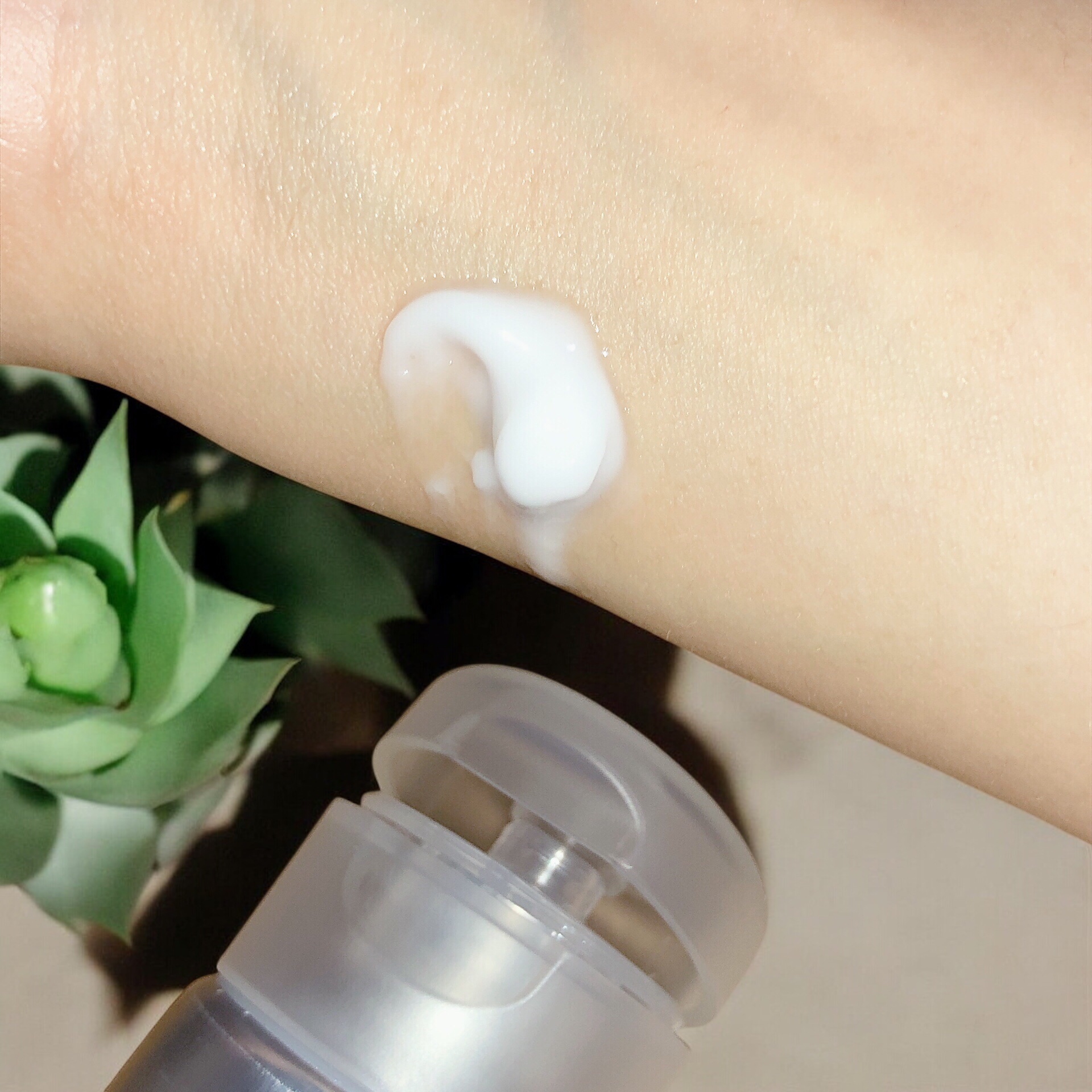 エクソソームスクアルトックスモイスチャーライジングクリーム/APOTHE/フェイスクリームを使ったクチコミ（3枚目）