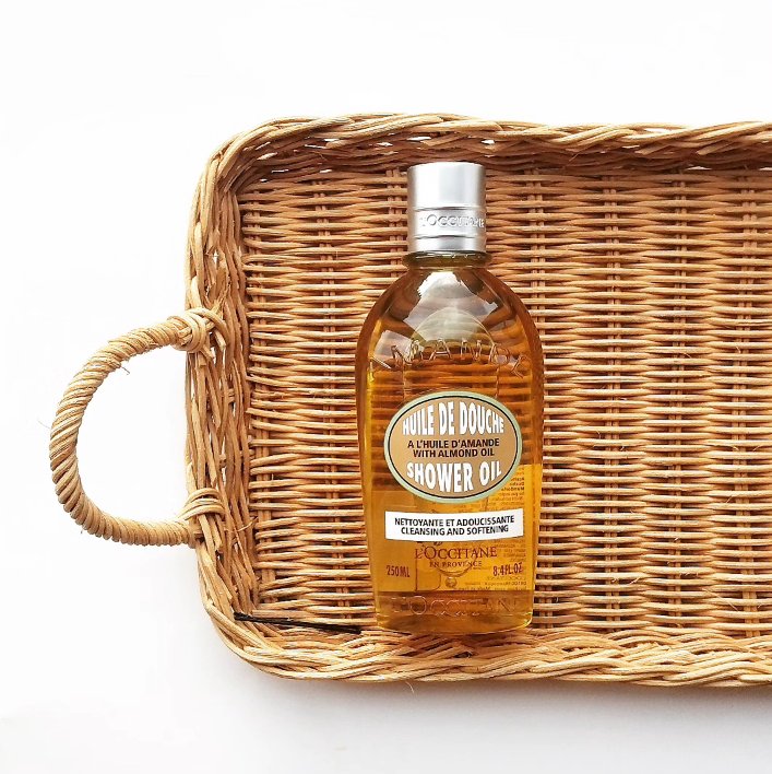 アーモンド モイスチャライジングシャワーオイル/L'OCCITANE/ボディソープを使ったクチコミ（1枚目）