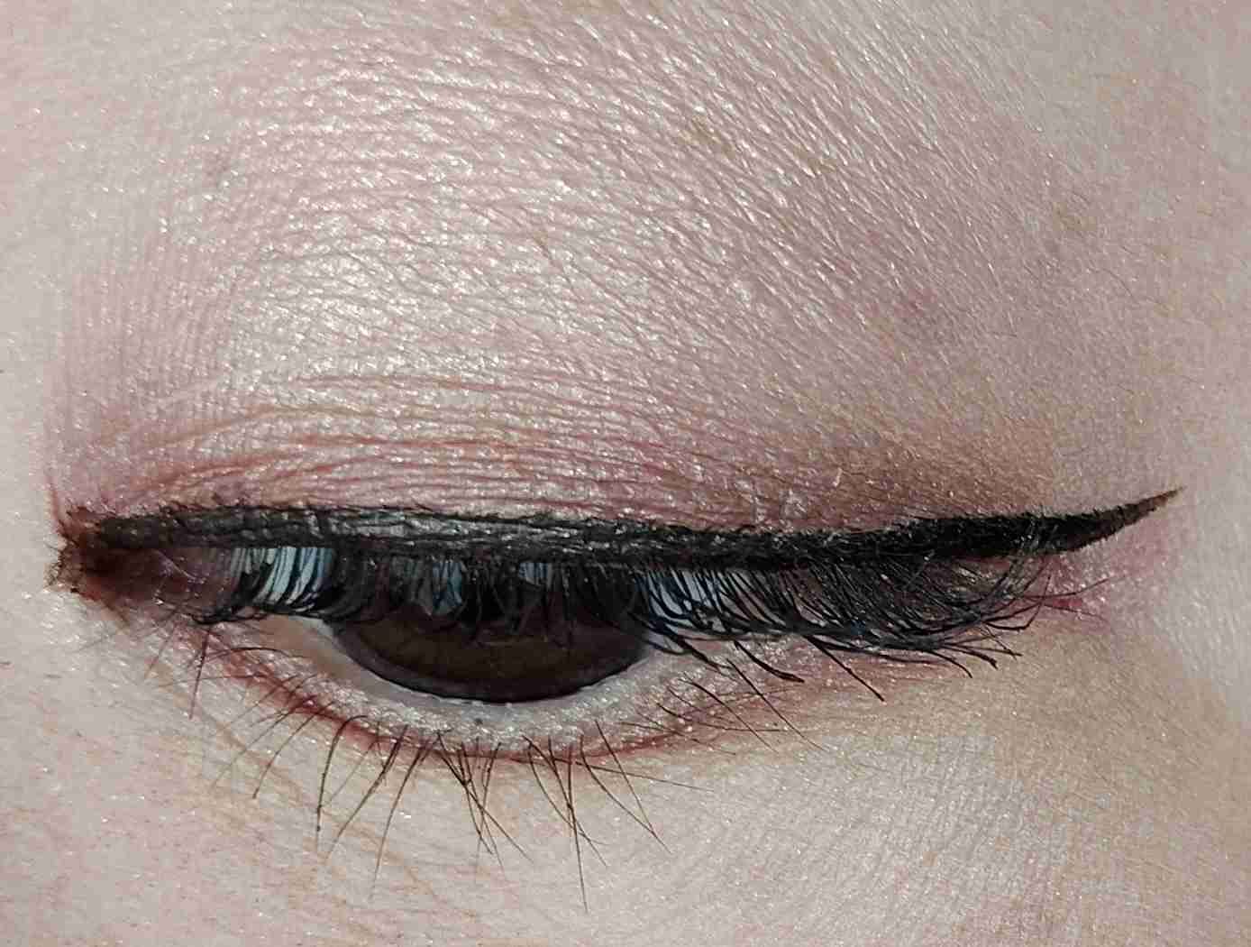 クチュール ミニ クラッチ/YVES SAINT LAURENT BEAUTE/アイシャドウパレットを使ったクチコミ(4枚目)