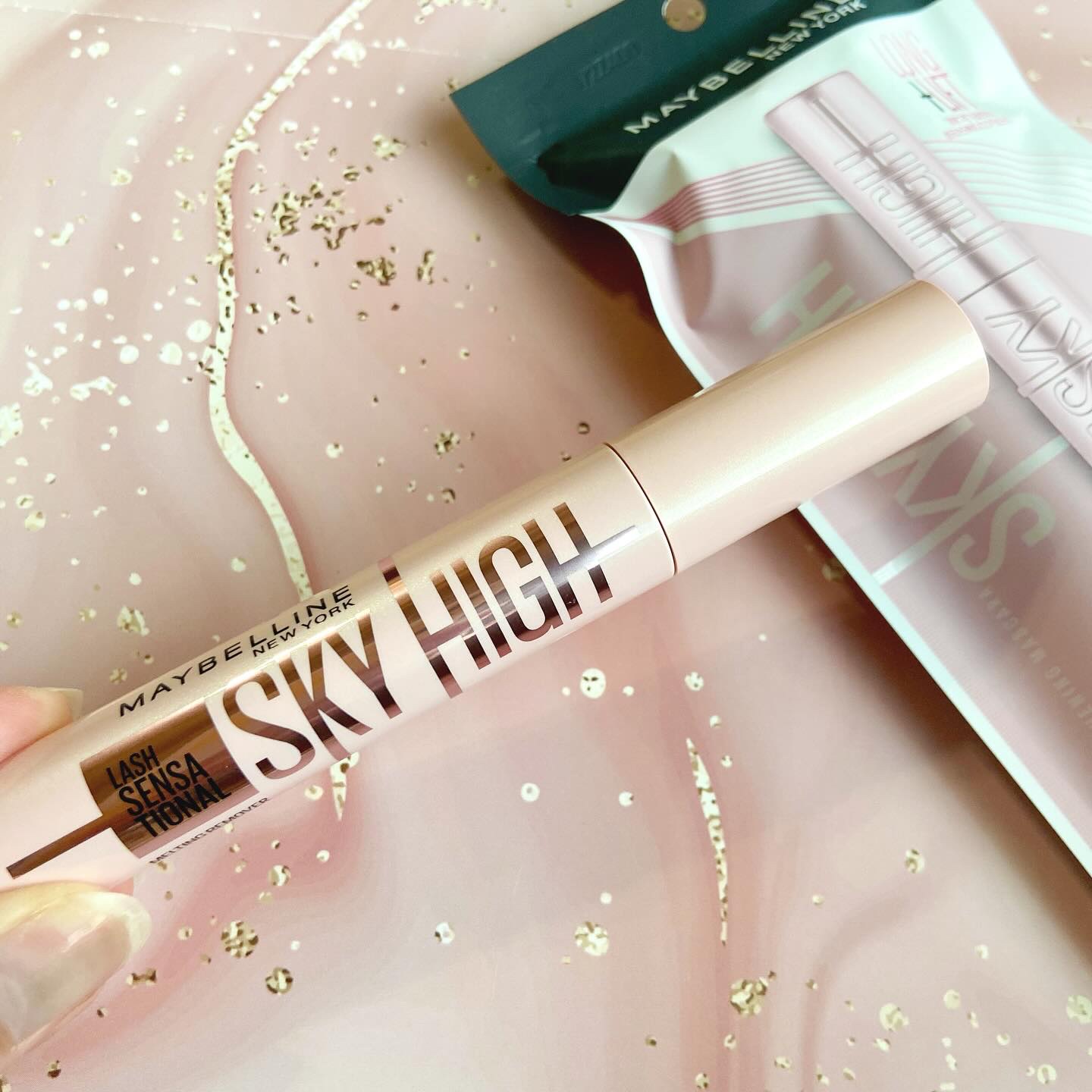 スカイハイ リムーバー/MAYBELLINE NEW YORK/ポイントメイクリムーバーを使ったクチコミ（2枚目）