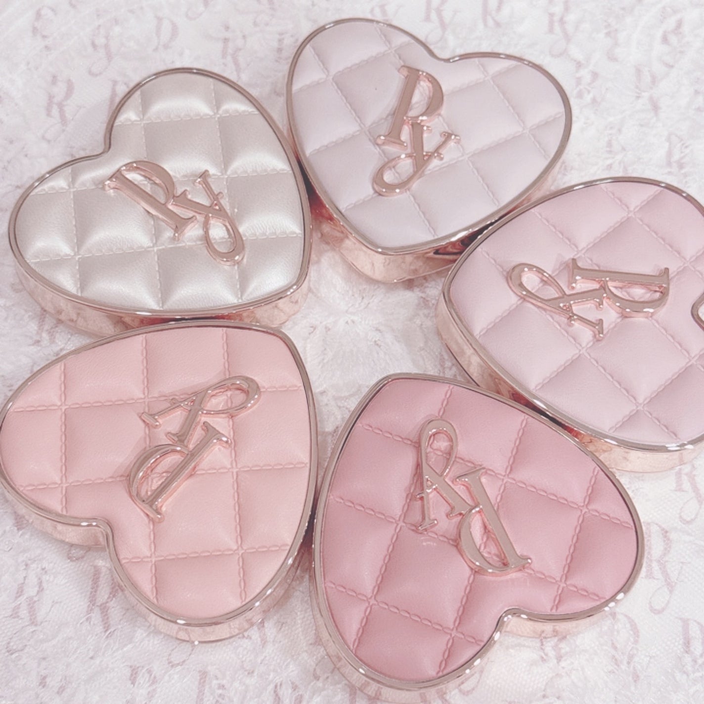 はーちゃん on LIPS 「@peony_jp.official様から頂いた可愛いチーク🎀..」(3枚目)