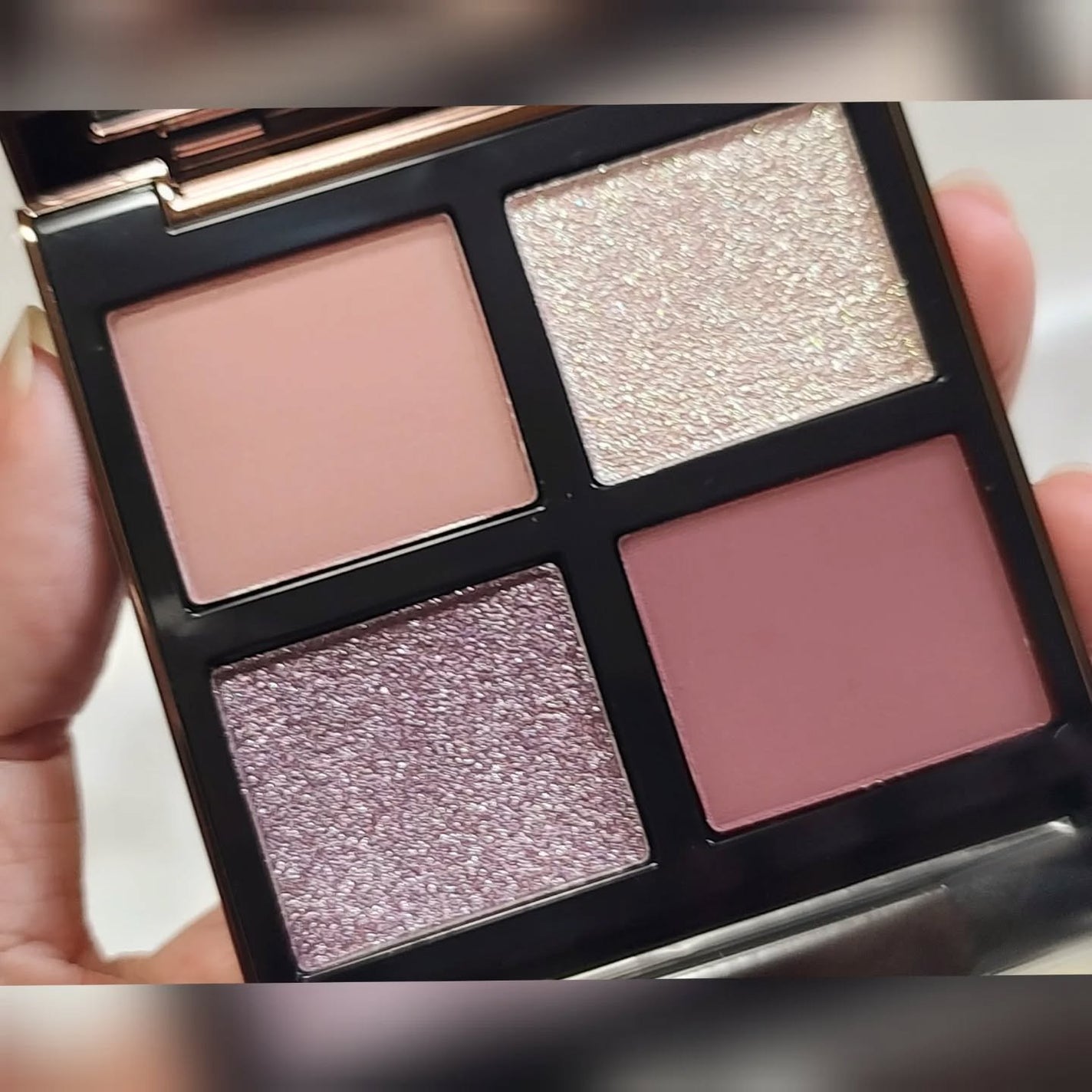 TOM FORD パウダーアイシャドウパレット メタリックモーブ 限定アイシャドウパレット】アイ カラー クォード|TOM FORD