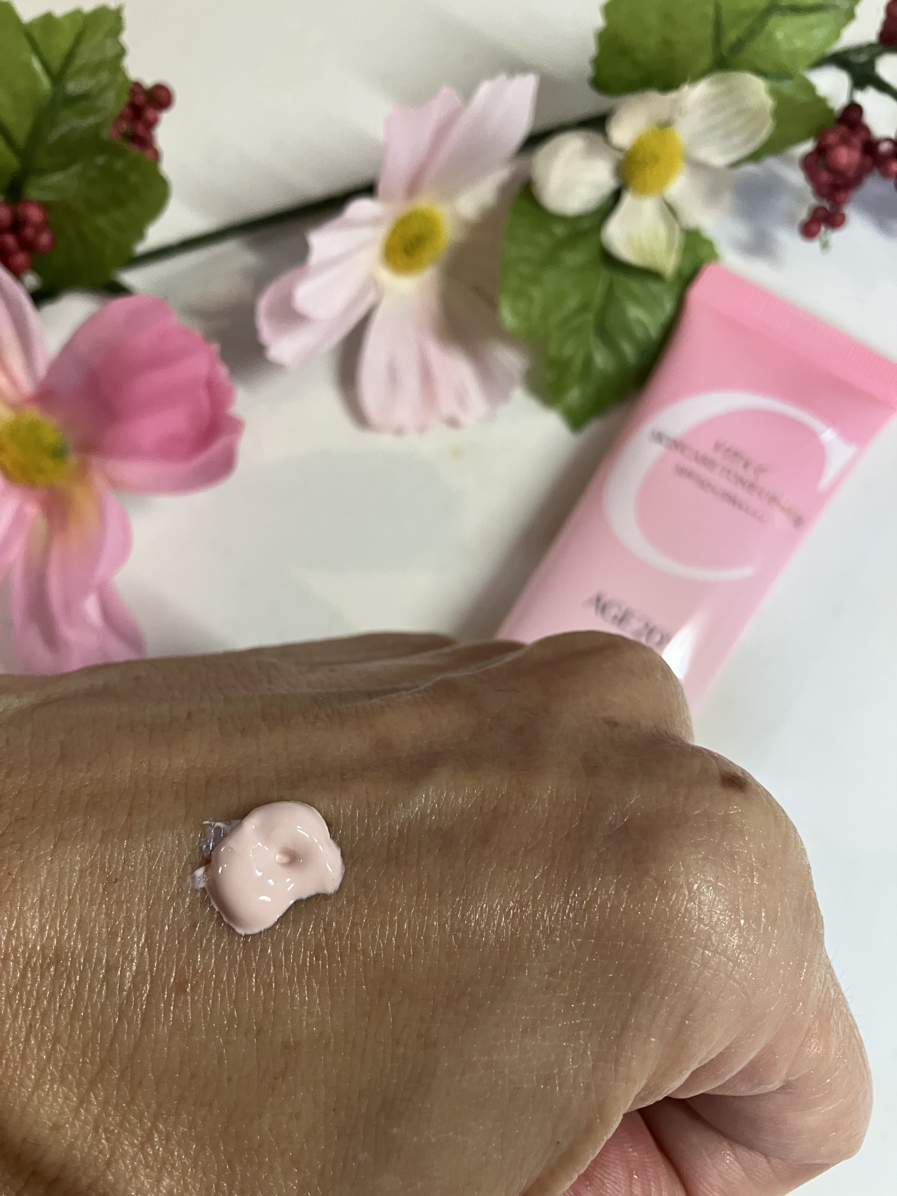 ビタシースキンケアトンアップ化粧下地/AGE20’s/化粧下地を使ったクチコミ（3枚目）