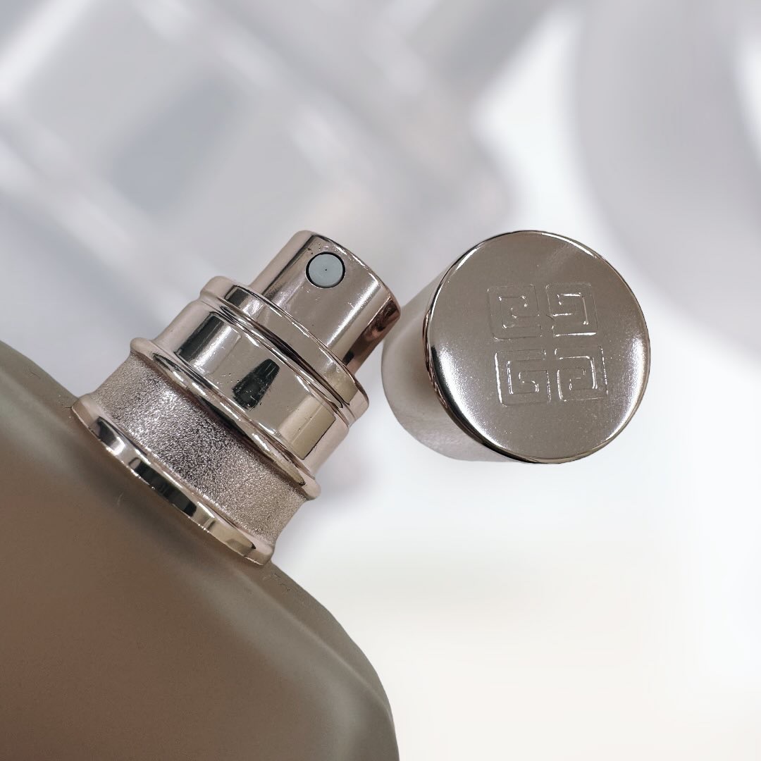 イレジスティブル ヘア ミスト/GIVENCHY/ヘアミストを使ったクチコミ（3枚目）