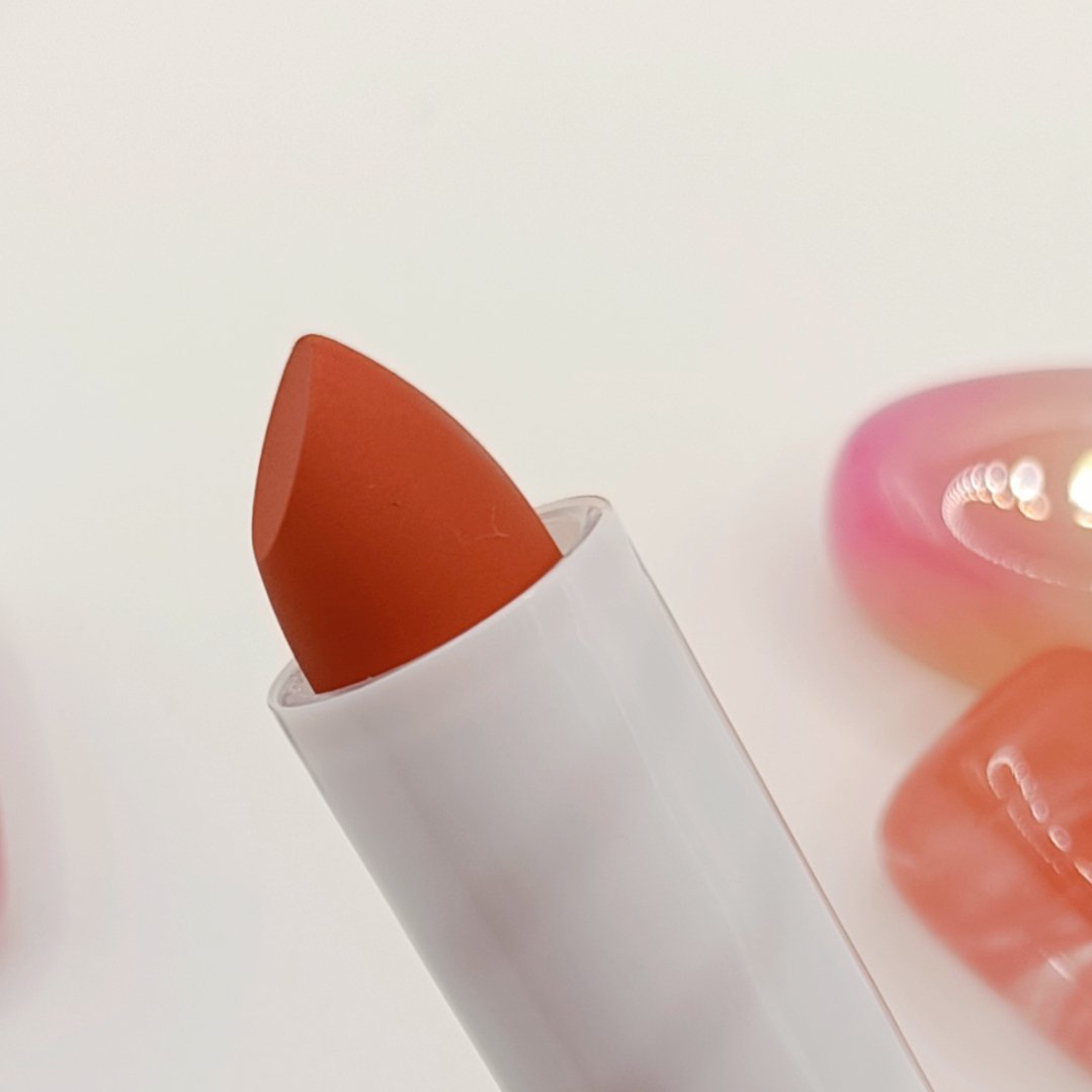 S2ND エンドルージュコベットのクチコミ「#提供
S2ND
エンドルージュコベット
#4レッドコーラル


ふんわりと滑らかなテクスチャ.....」（2枚目）