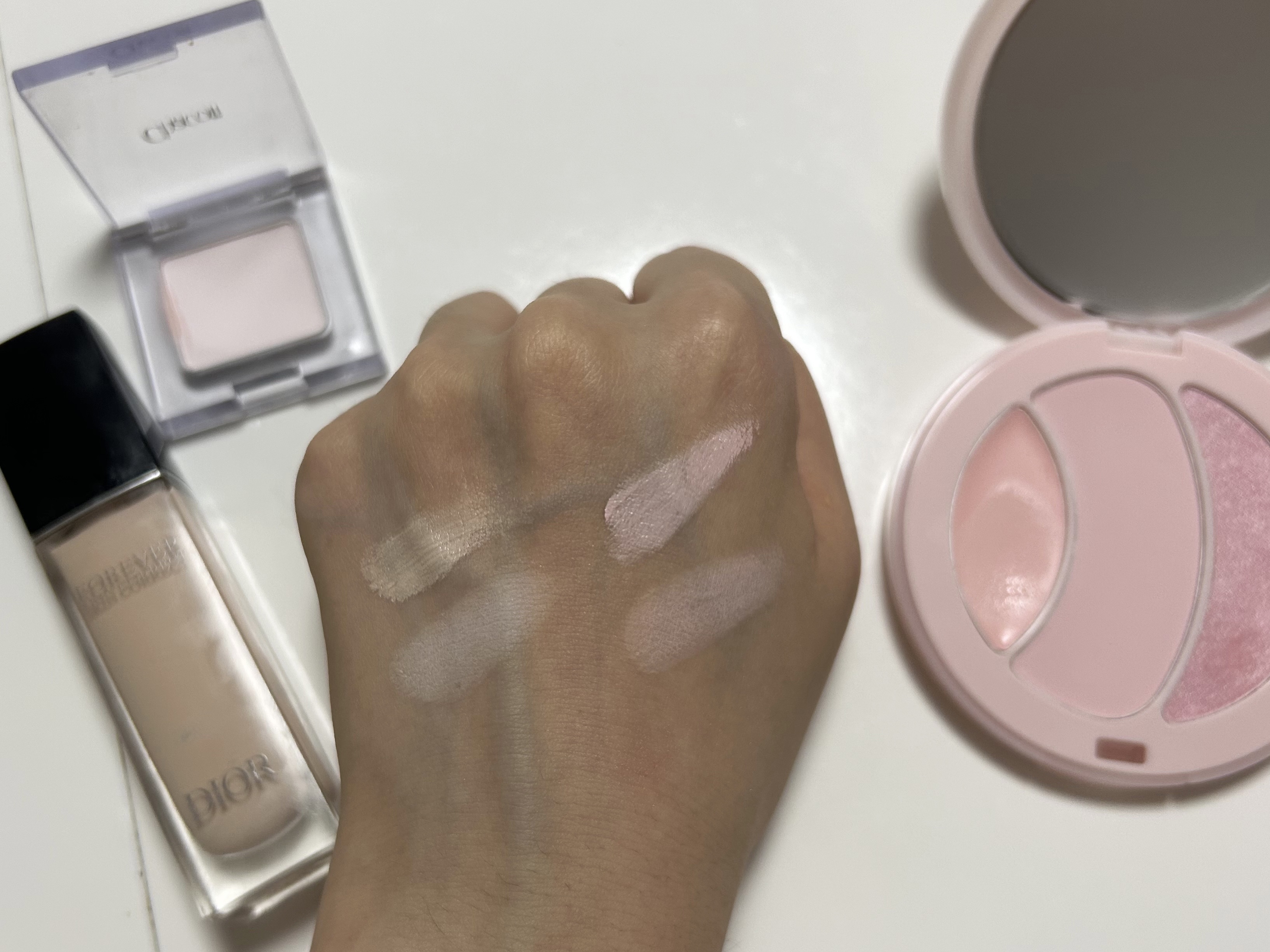 マルチファンクショナルハイライトパレット/INTO U/ハイライトを使ったクチコミ（3枚目）