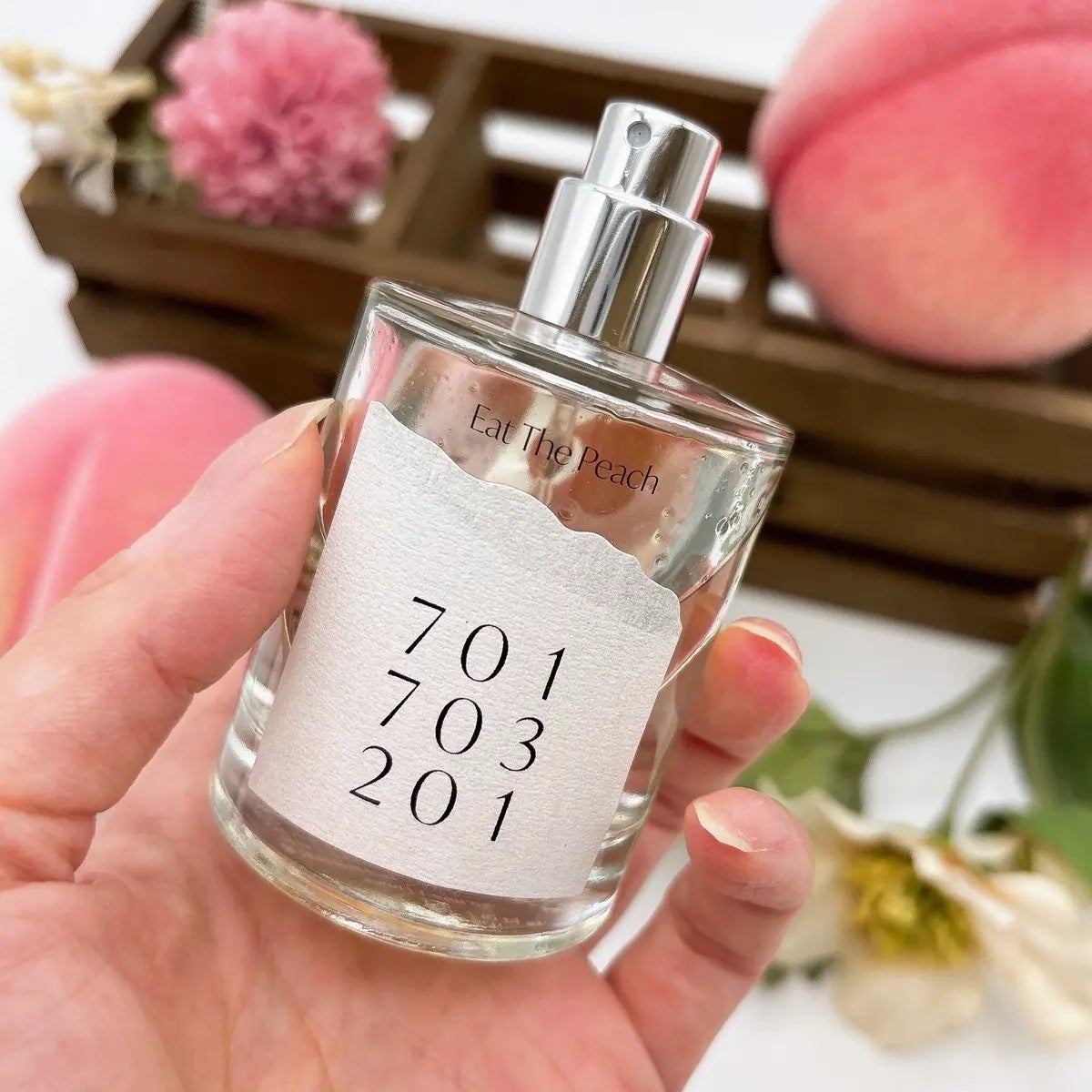 オードパフューム イートザピーチ/Addct/香水(レディース)を使ったクチコミ(2枚目)