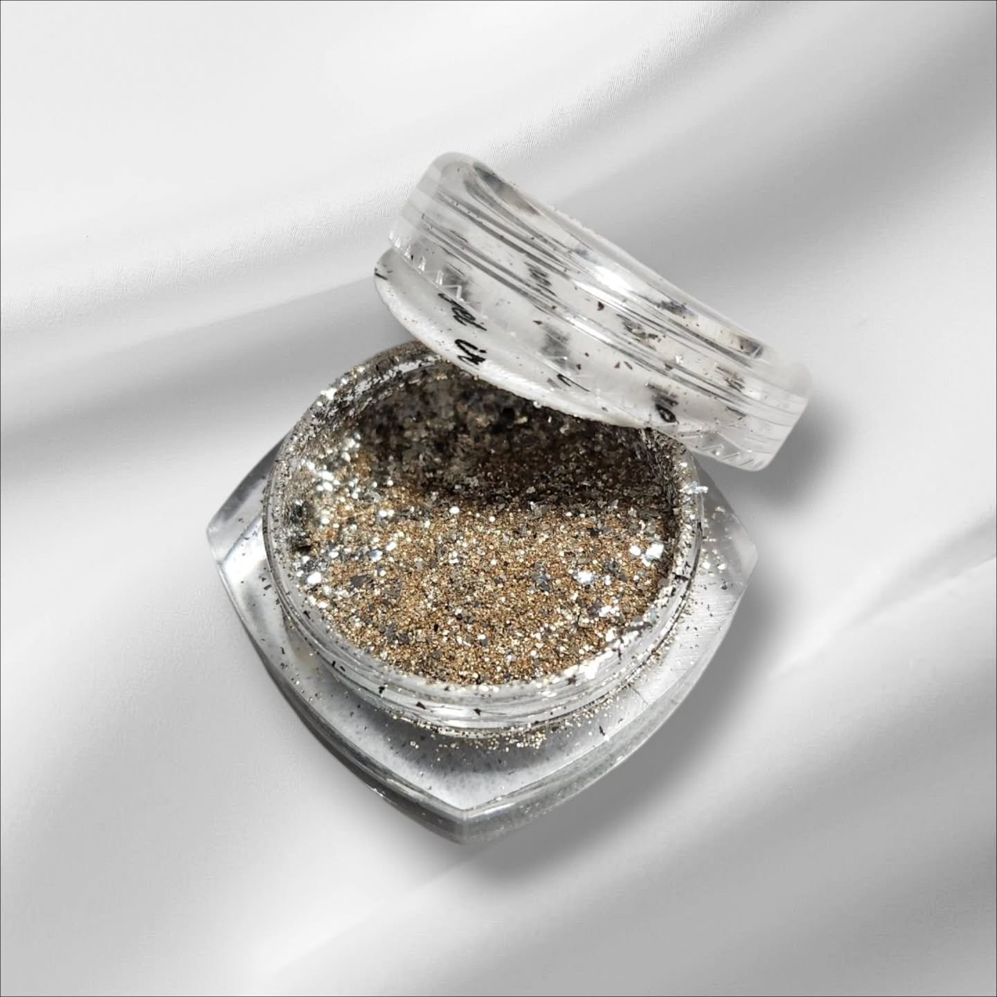 ダイヤモンド箔ミックス/NAILTOWN/ネイルチップ・パーツを使ったクチコミ（2枚目）