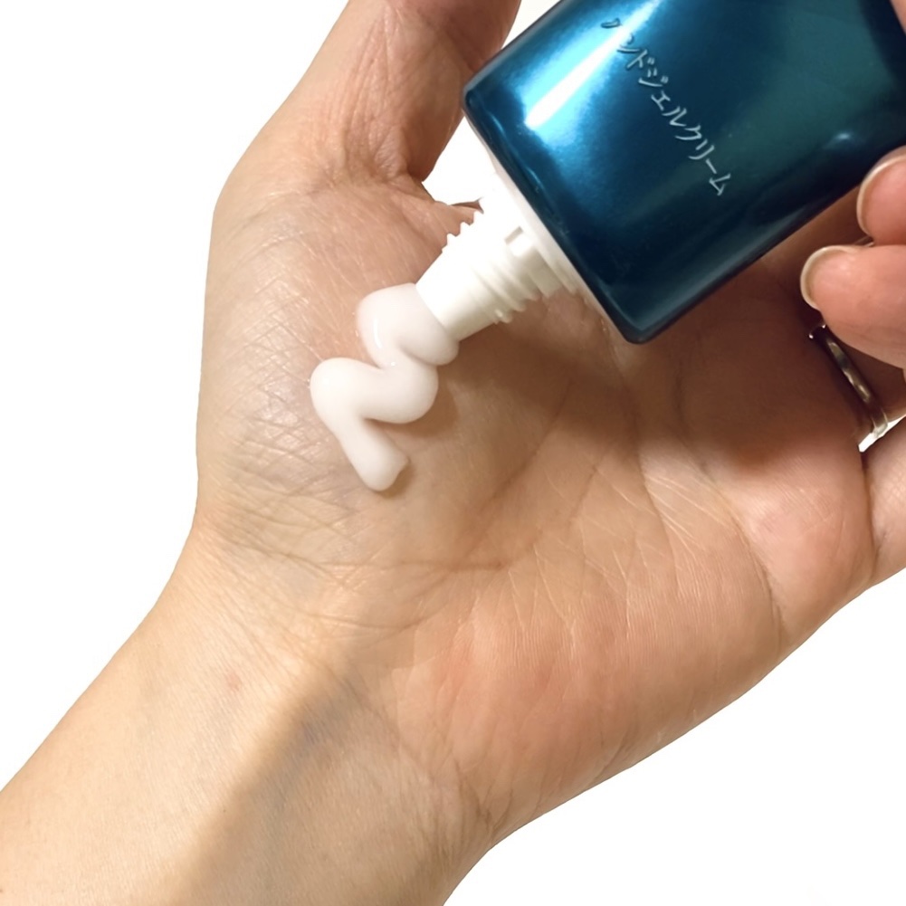 アトリックス ビューティーチャージプレミアム シワ改善 ハンドジェルクリーム 無香料/アトリックス/ハンドクリームを使ったクチコミ（3枚目）