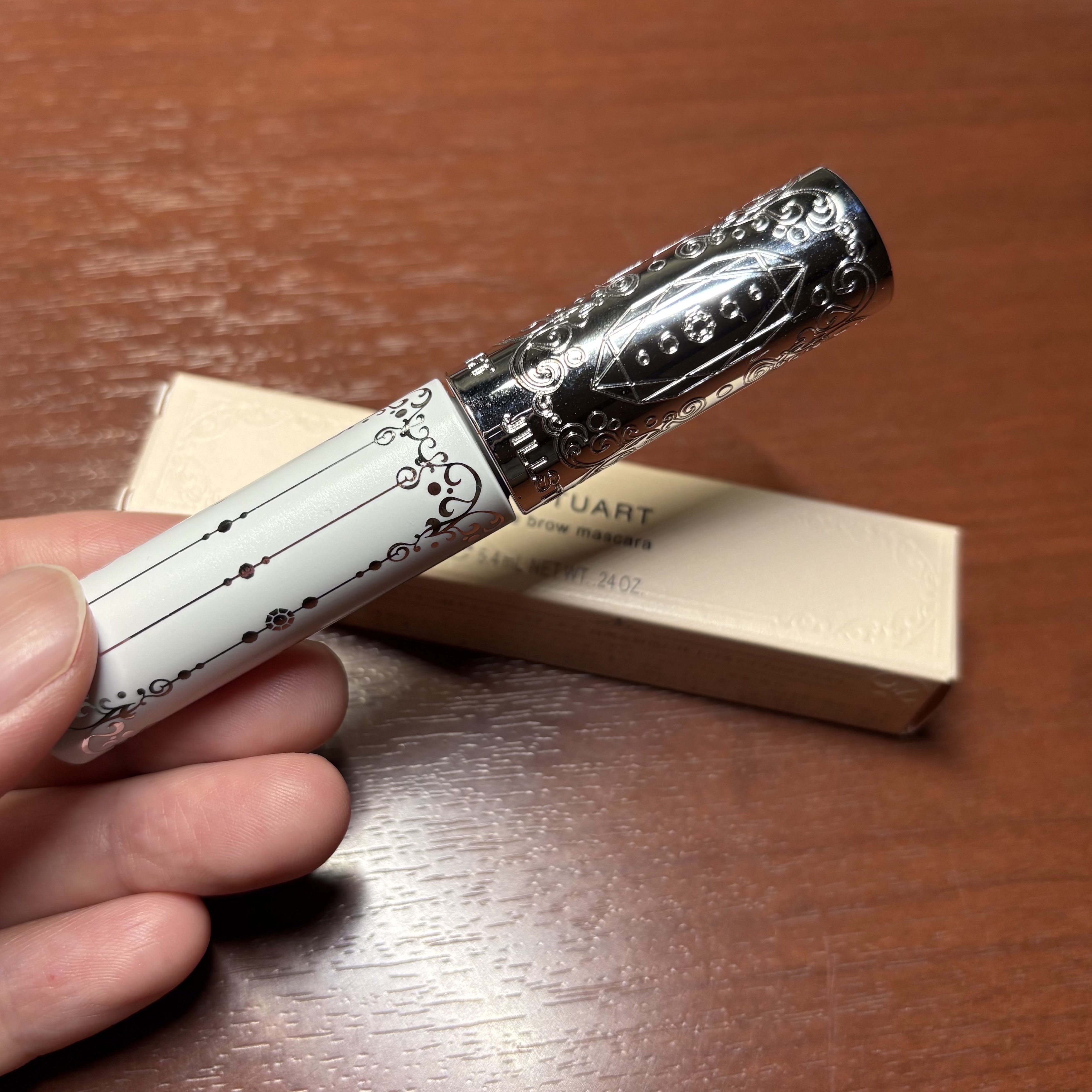 ジルスチュアート ムースブロウマスカラ/JILL STUART/眉マスカラを使ったクチコミ（2枚目）