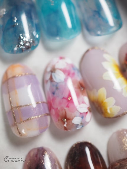 🐒ズボラママみっちゃんの高見えネイル💅 on LIPS 「←他にもたくさん投稿してます@nailparfaitgel昨日..」(1枚目)