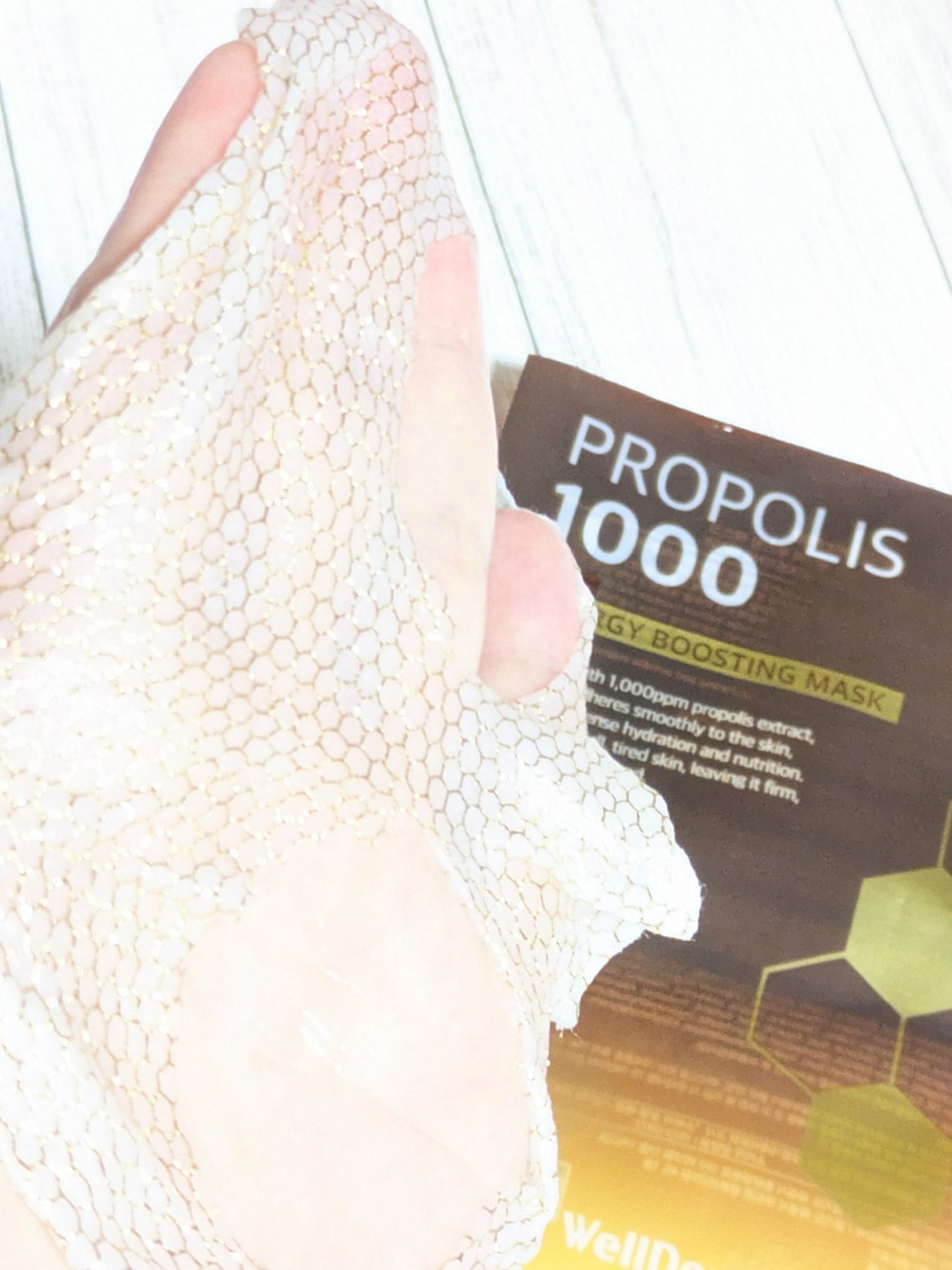 プロポリス1,000エネルギーブースティングマスクパック/WellDerma/シートマスク・パックを使ったクチコミ(4枚目)