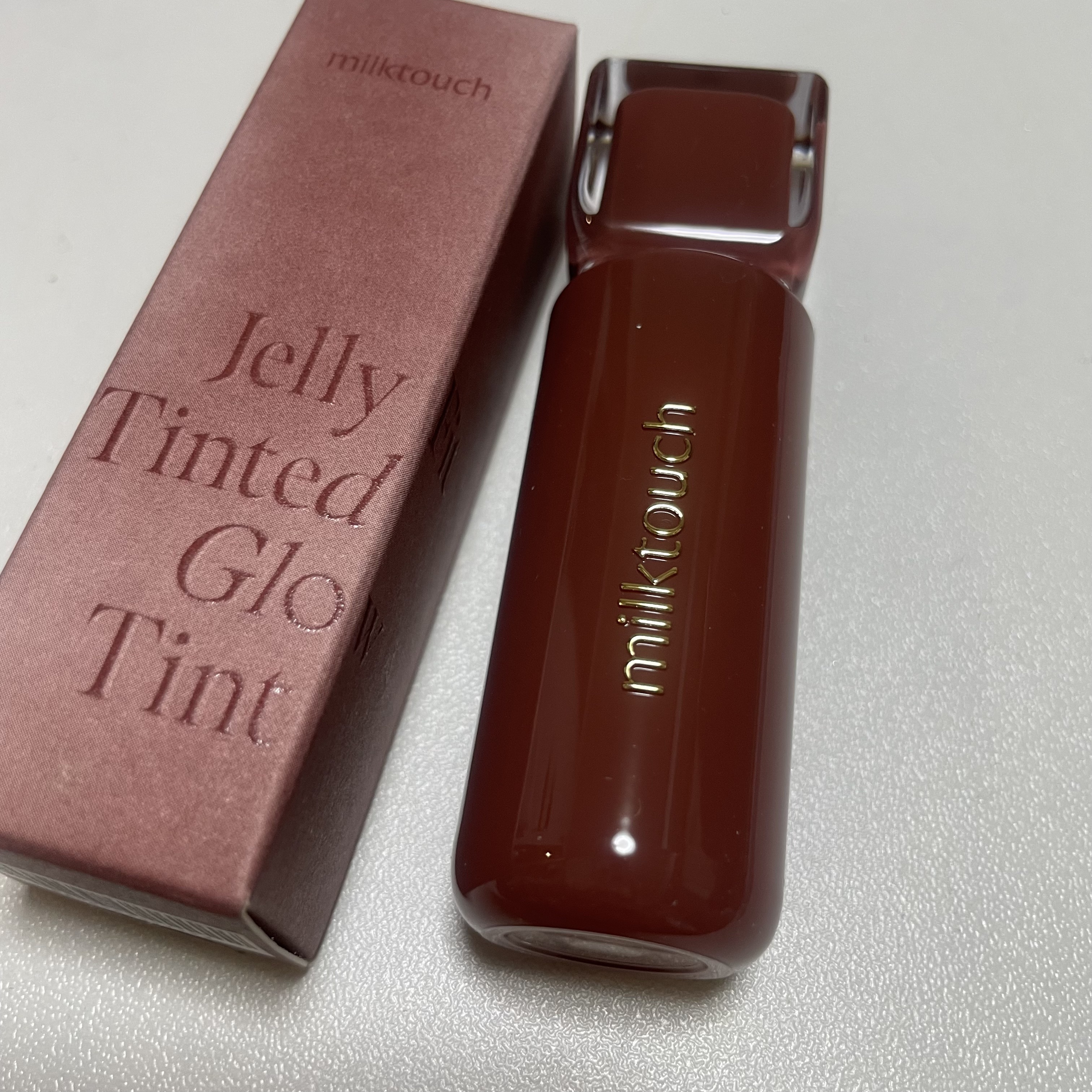 ジェリーフィットティンティッドグロウティント 10 フォールンココ(Fallen Coco)/Milk Touch/リップティントを使ったクチコミ（1枚目）