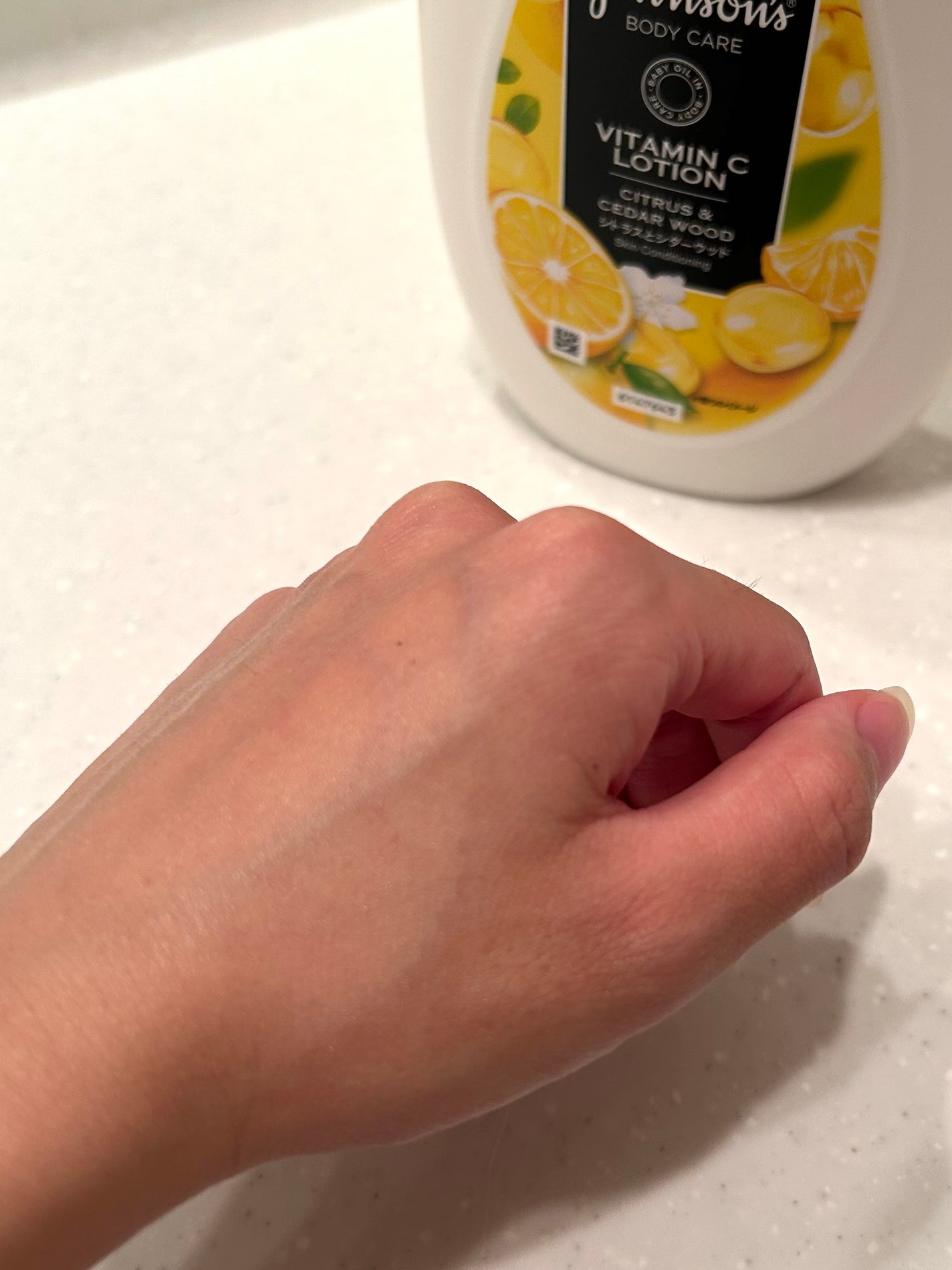 VC アロマミルク/ジョンソンボディケア/ボディミルクを使ったクチコミ(3枚目)
