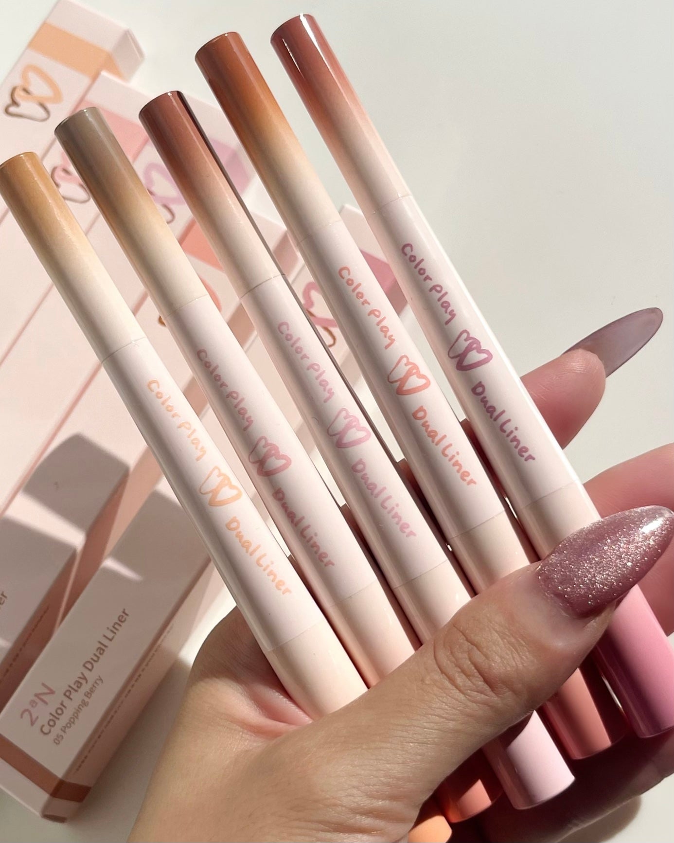 カラープレイデュアルライナー/2aN/スティックアイシャドウを使ったクチコミ(7枚目)