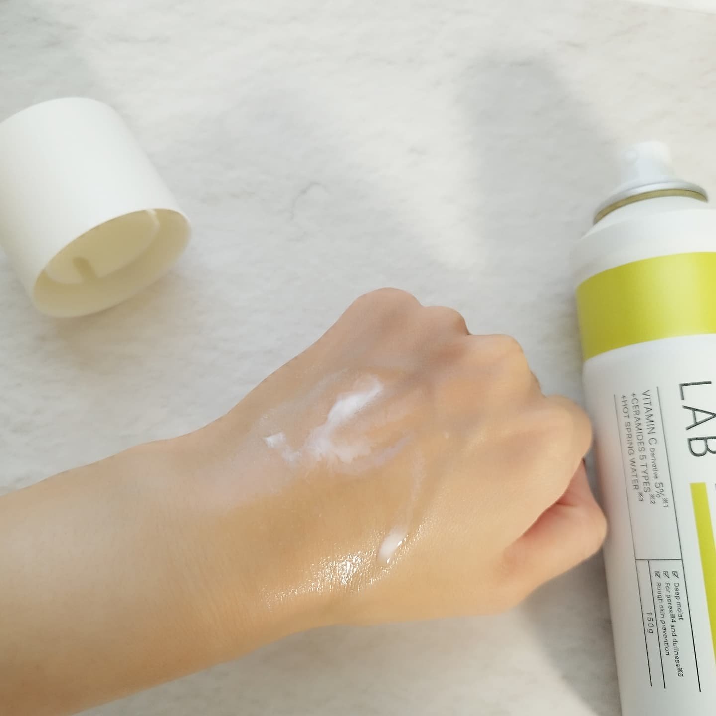 アンレーベル Ｖ　ディープモイスチャーミスト/unlabel/ミスト状化粧水を使ったクチコミ（3枚目）