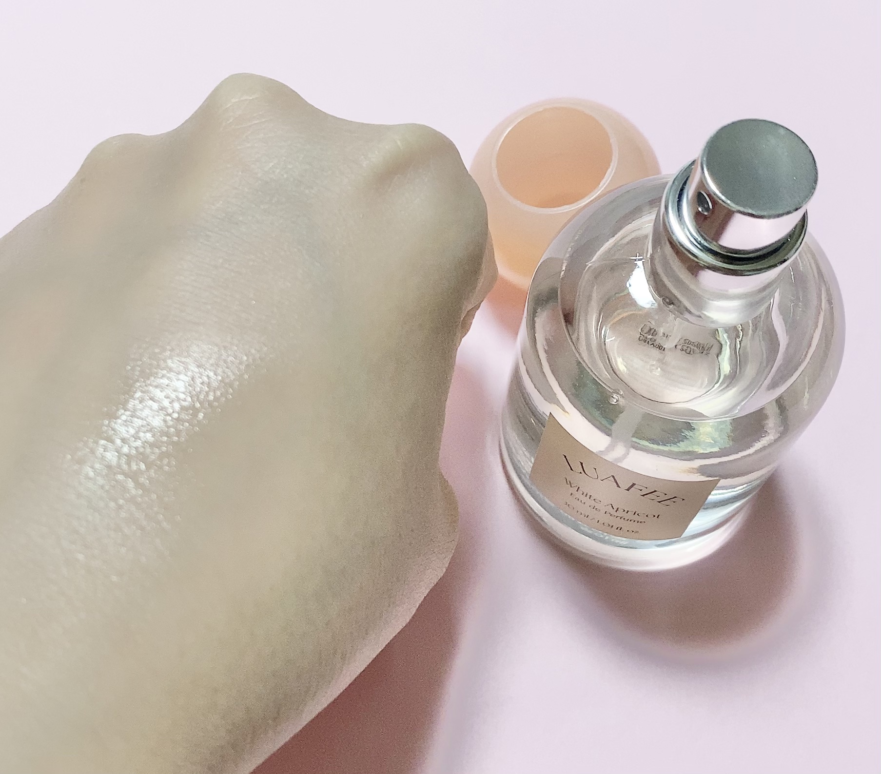 ソリッド パフューム ホワイトアプリコット/LUAFEE/練り香水を使ったクチコミ（3枚目）