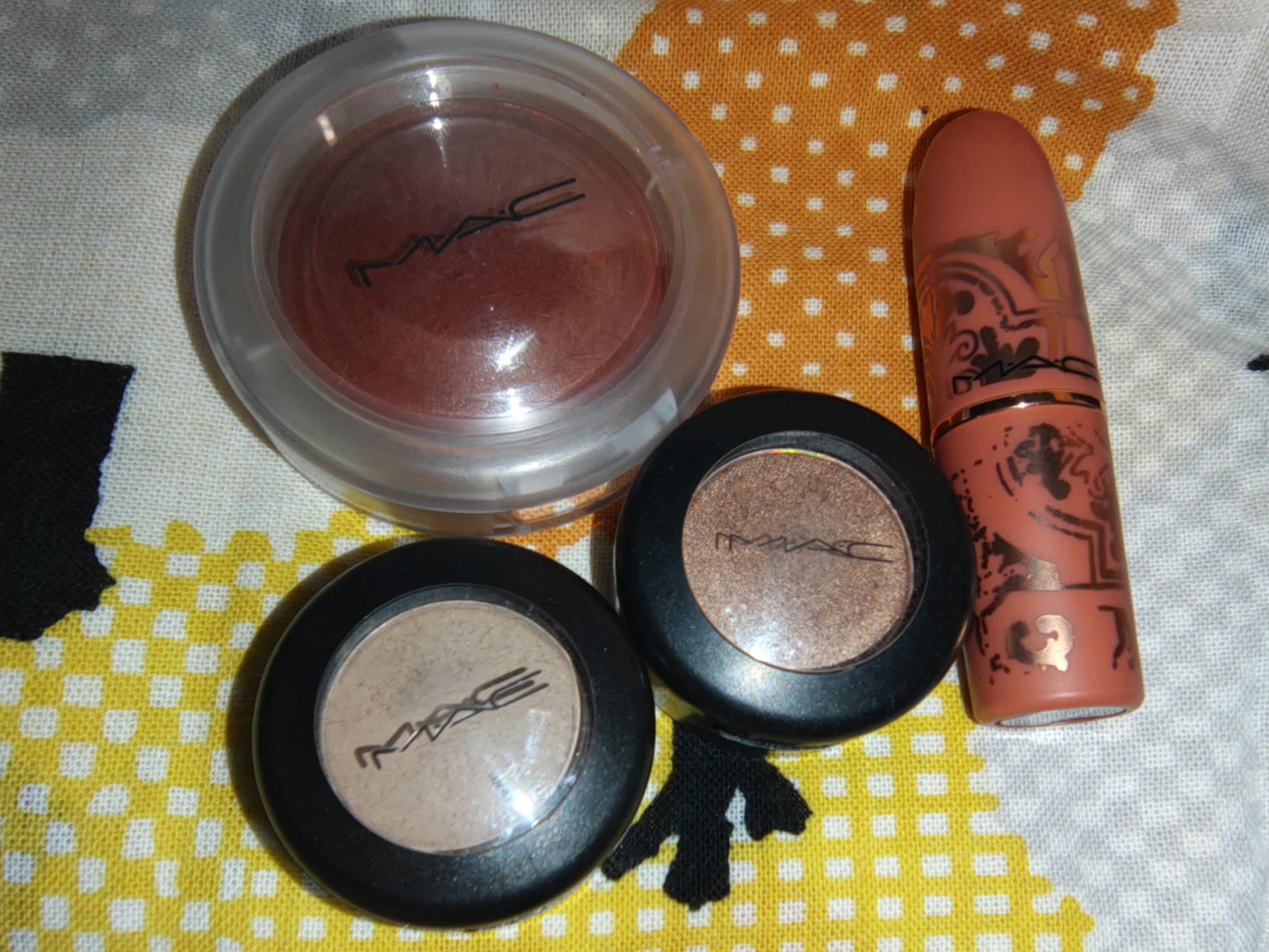 グロープレイ クッショニー ブラッシュ ピンチ オブ マラケシュ/M・A・C/ジェル・クリームチークを使ったクチコミ（1枚目）
